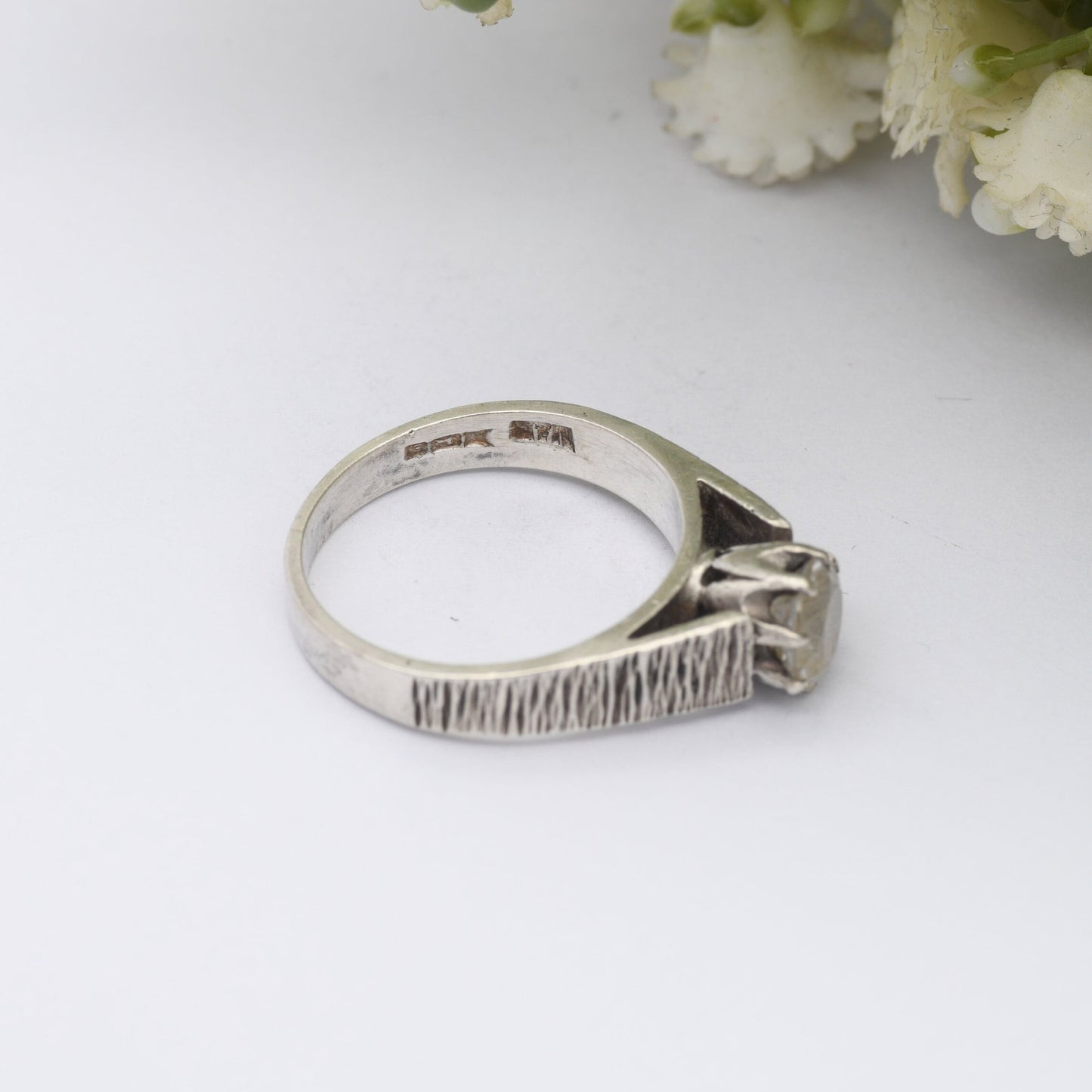 Vintage Sterling Silver Mid-Century Solitaire Ring 1979