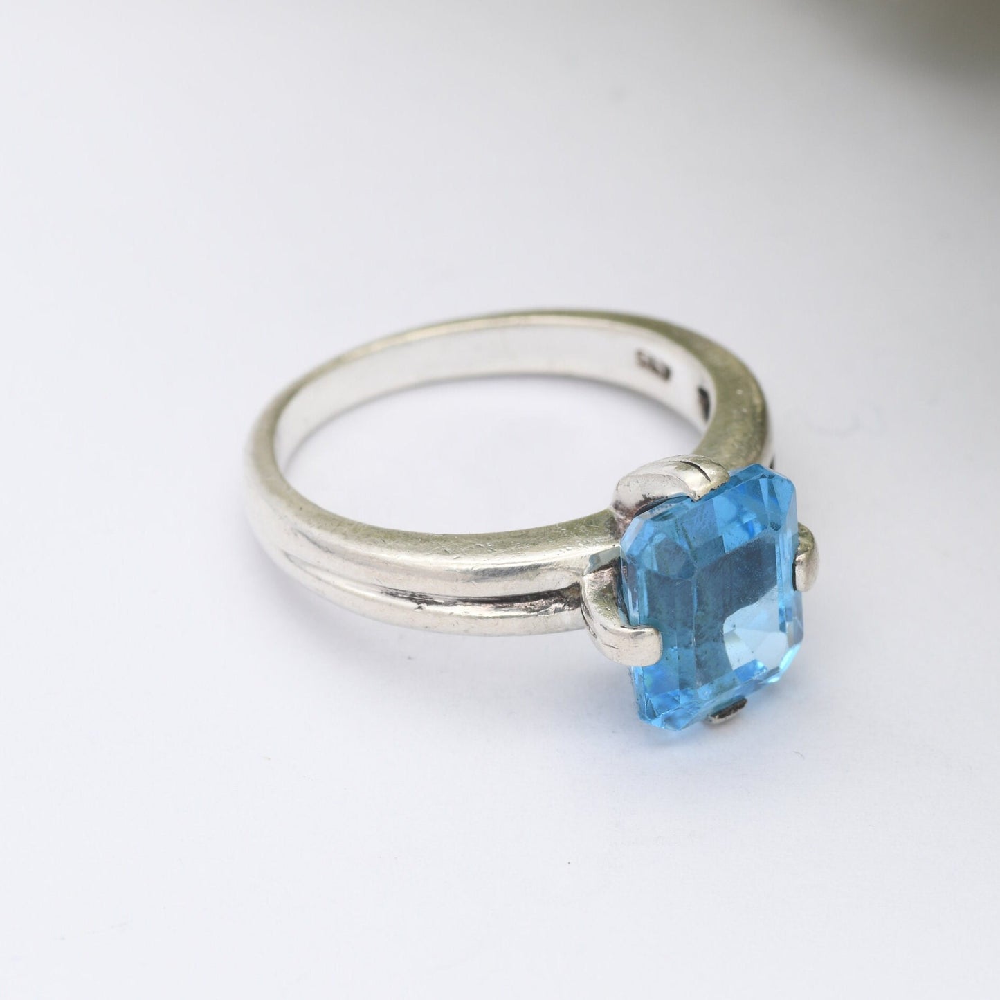 Sterling Silver Blue Stone Square Solitaire Ring