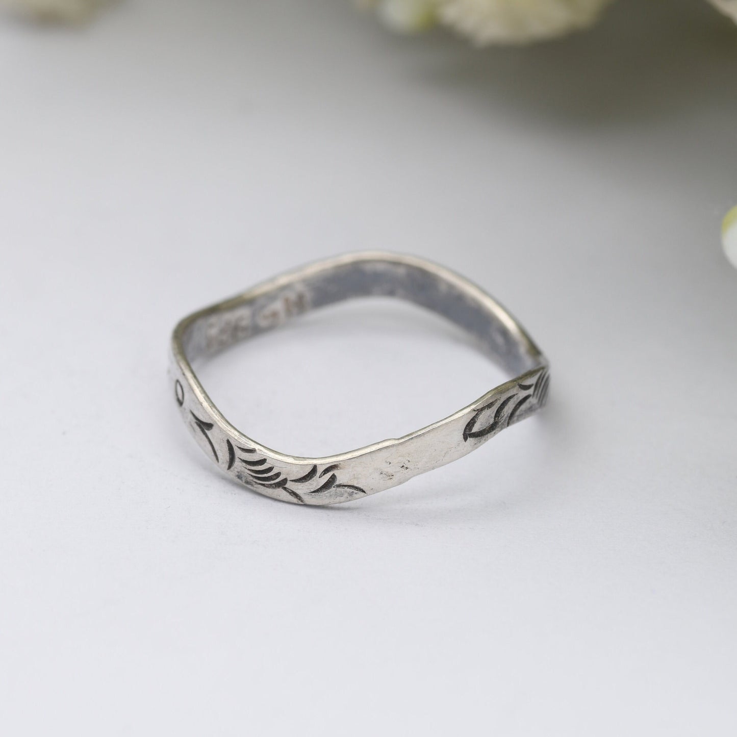 Vintage Sterling Silver Wave Form Band Ring