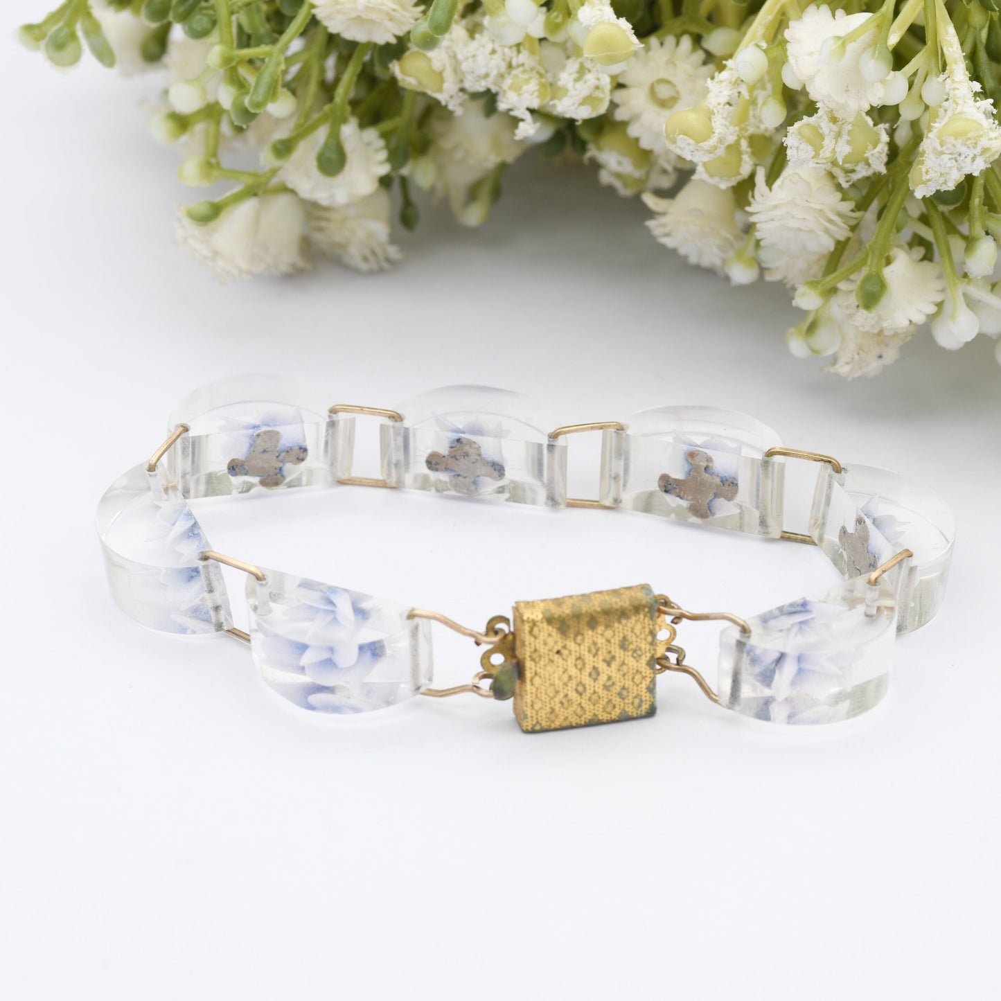 Vintage Lucite Reverse Carved Panel Bracelet - Retro Kitsch Flowers | Early Plastic Costume Jewellery