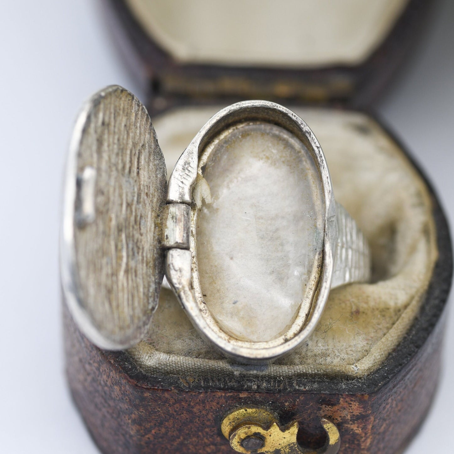 Vintage Sterling Silver Locket Ring Poison Ring - Hand Engraved Ornate Scrolling Design | UK Size L | US Size 5 3/4