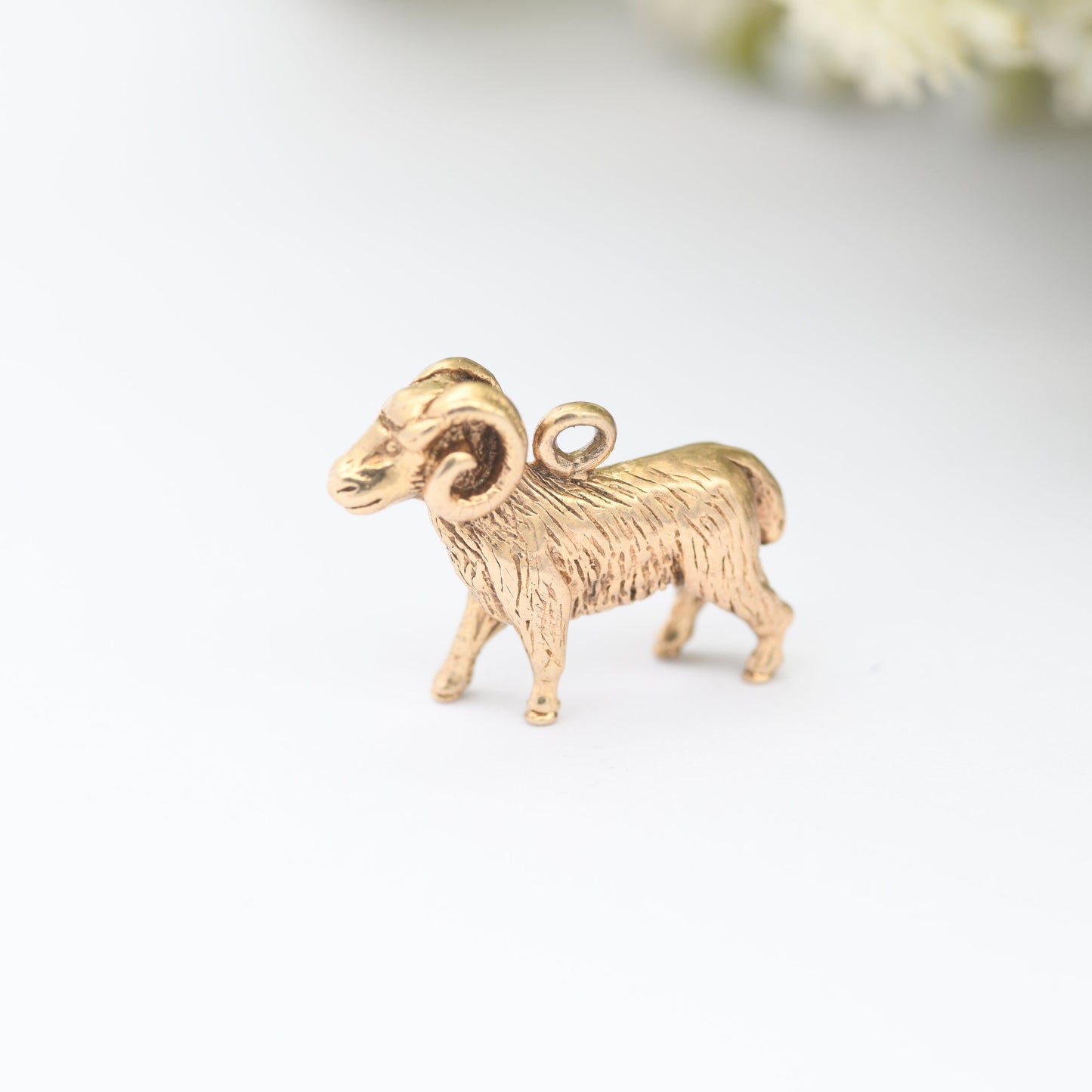 Vintage 9ct Gold Ram Charm Pendant with Curved Horns - Animal Nature Lover Gift