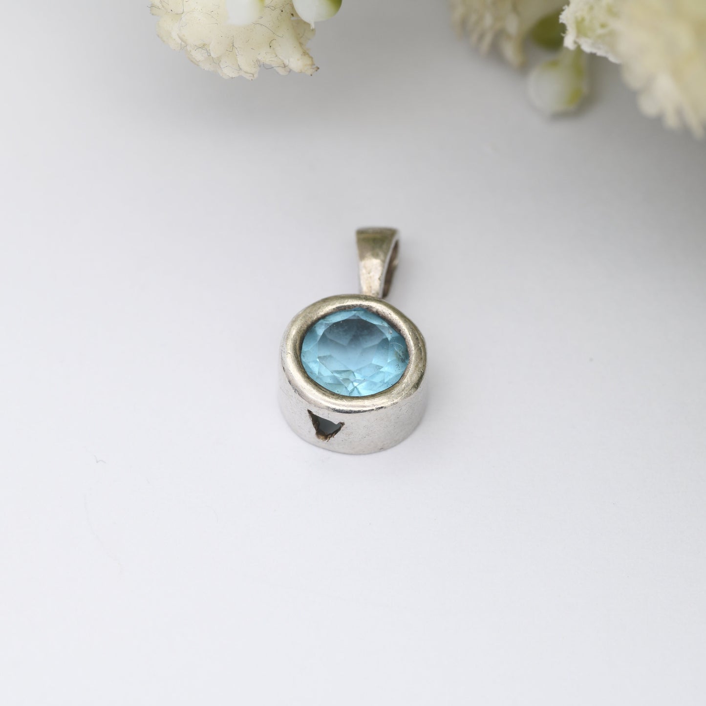 Vintage Sterling Silver Blue Stone Pendant - Minimal Everyday Silver Jewellery | Small Pendant