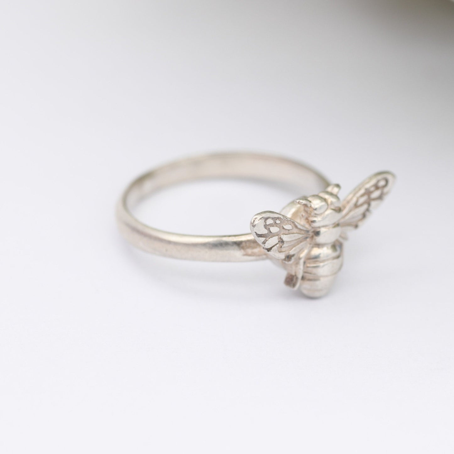 Sterling Silver Bee Ring - Detailed Insect Jewellery | UK Size - L | US Size - 5 3/4