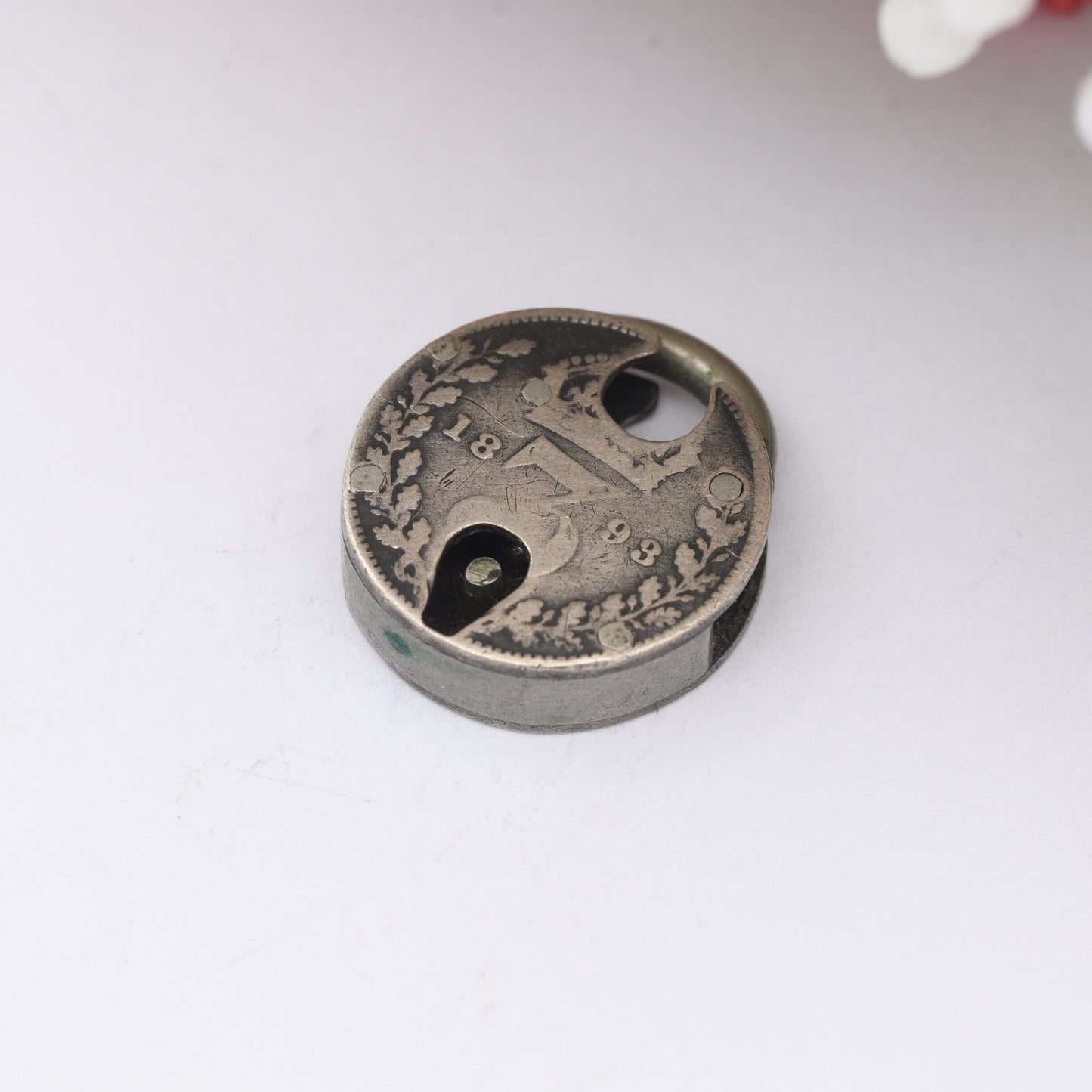 Antique Silver 1893 Victoria Threepence Coin Padlock Clasp