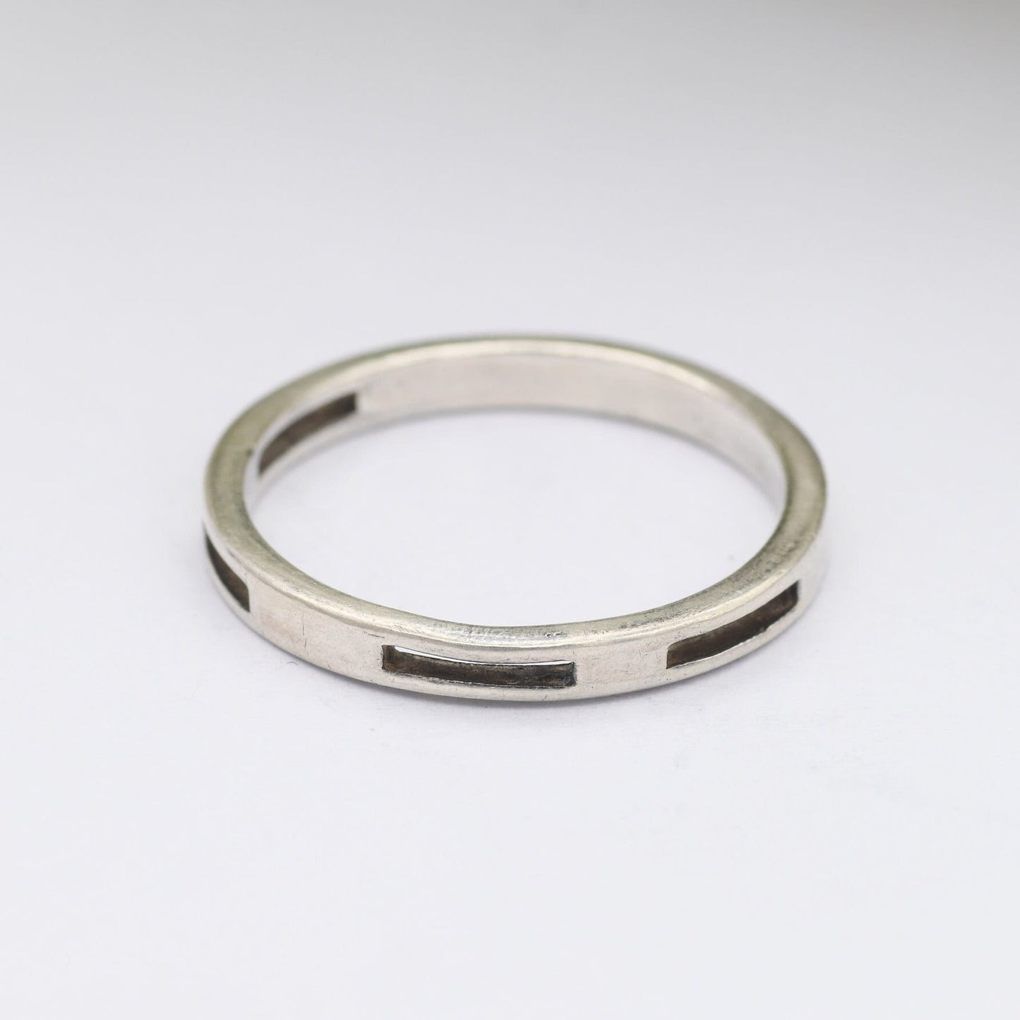 Vintage Sterling Silver Band Ring