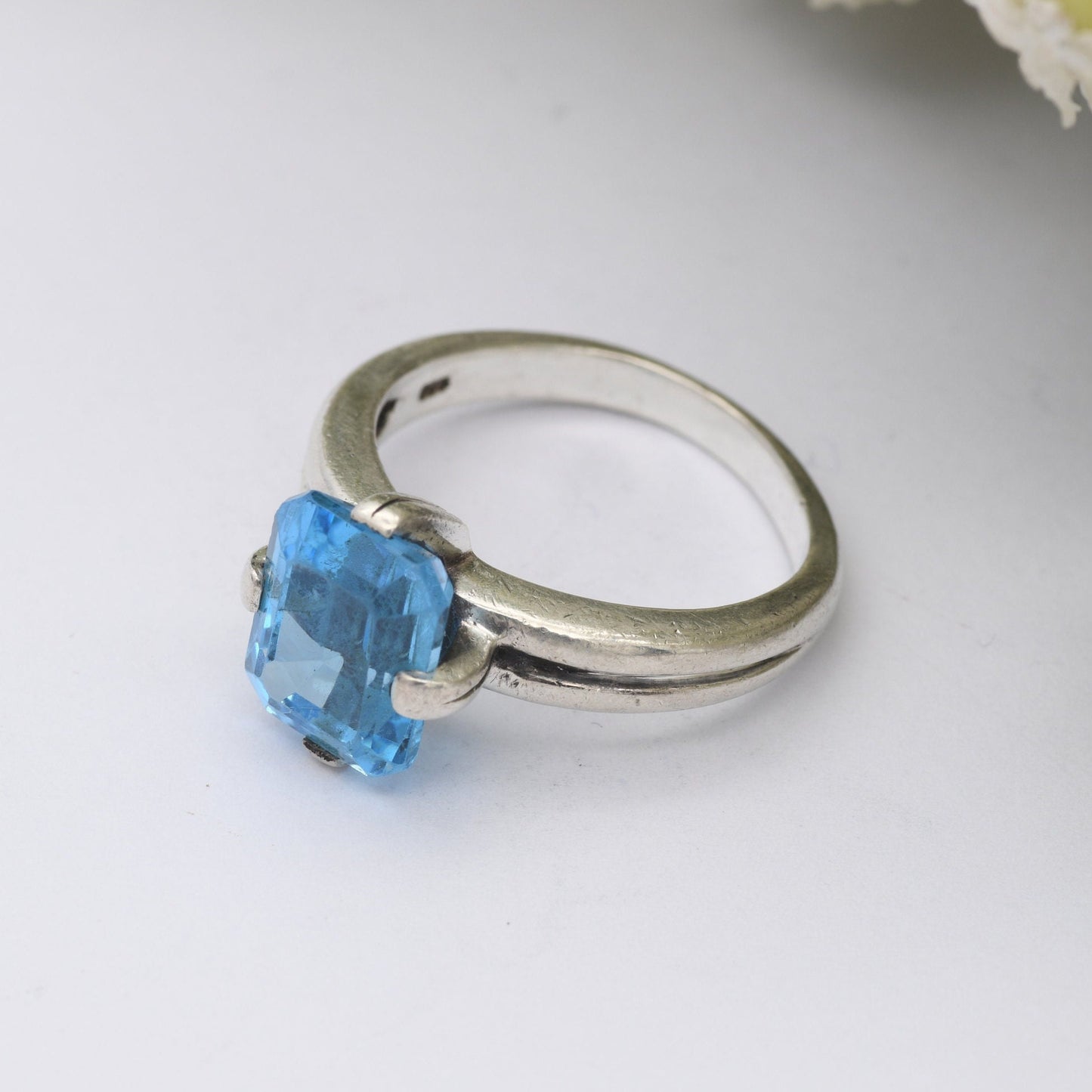 Sterling Silver Blue Stone Square Solitaire Ring