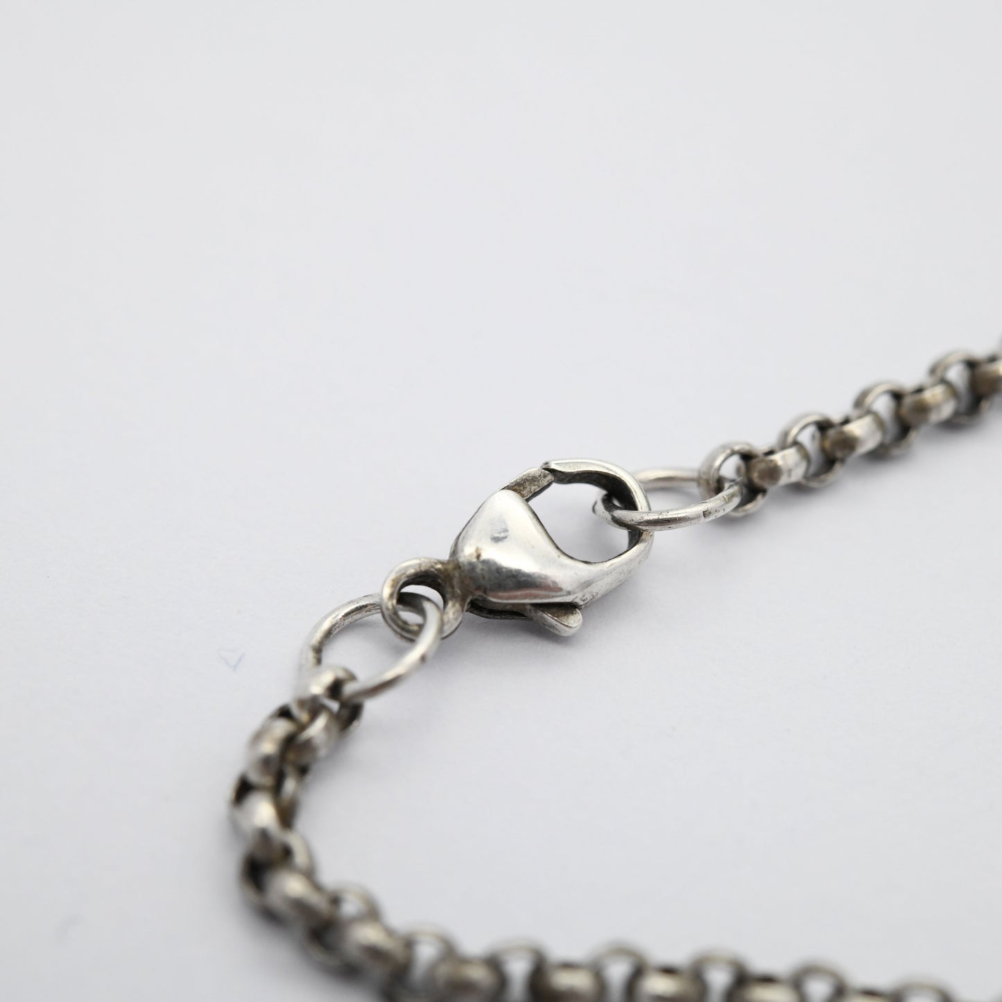 Vintage Sterling Silver Onyx Pendant Necklace - Ornate Openwork Filigree Design