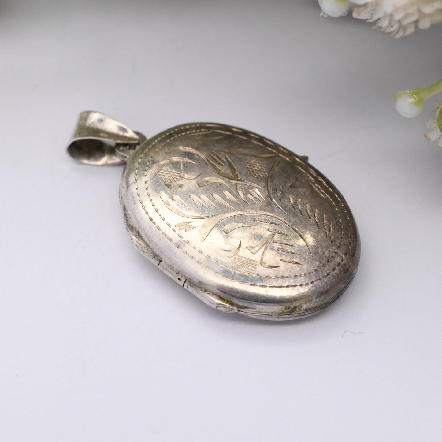 Vintage Sterling Silver Locket Pendant with Engraved Floral Leaf Design