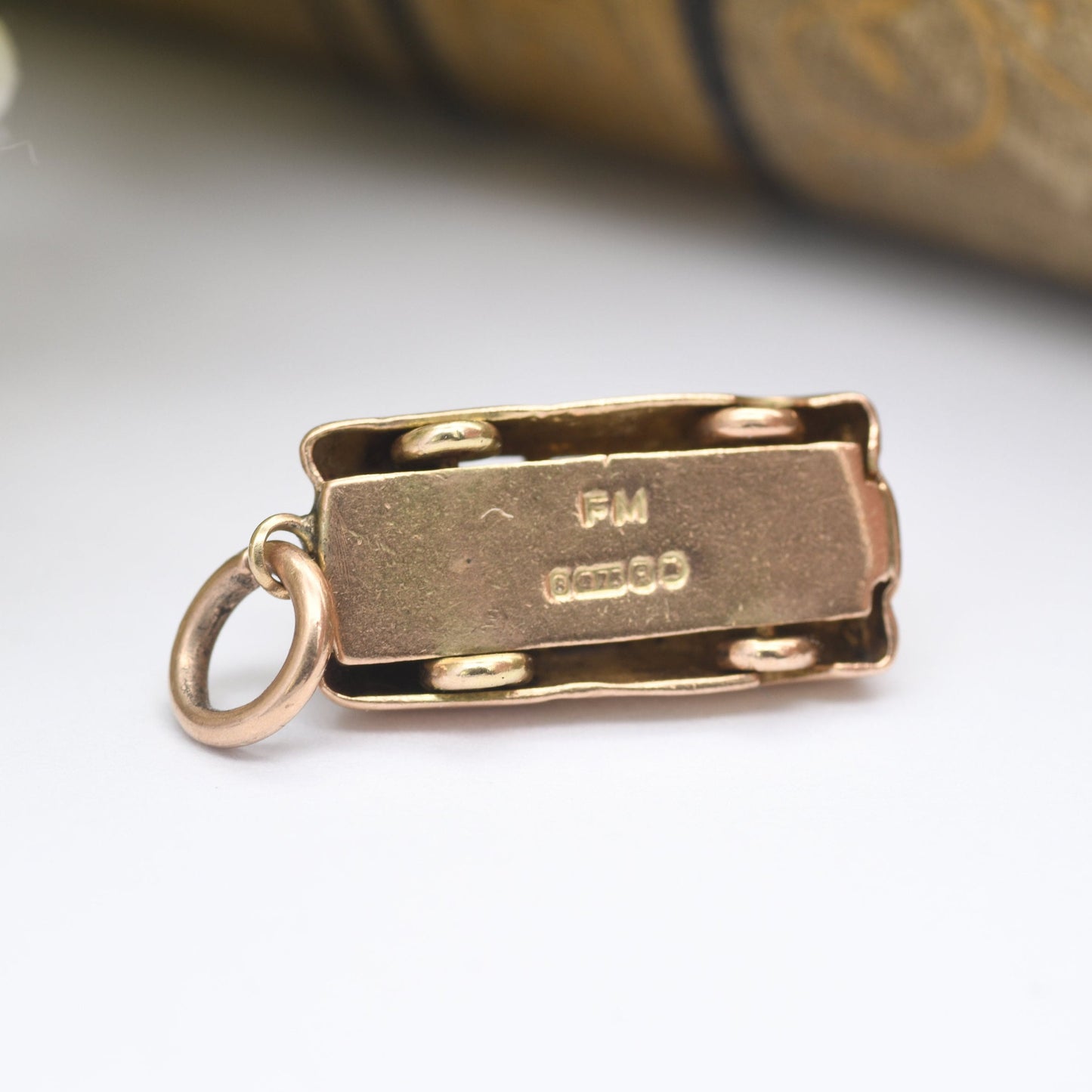 Vintage 9ct Gold Classic Car Charm Pendant 1952 - with Spinning Wheels | Retro Car Enthusiast | Nicely Detailed | Fred Manshaw