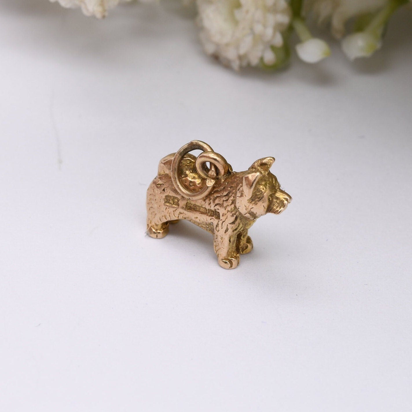Vintage 9ct Gold Dog Charm Pendant 1968 - Akita Dog Charm | Husky | Fluffy Dog Curled Tail | 1960s Mid-Century