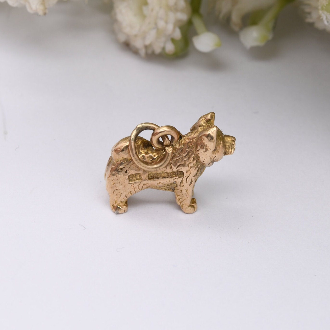 Vintage 9ct Gold Dog Charm Pendant 1968 - Akita Dog Charm | Husky | Fluffy Dog Curled Tail | 1960s Mid-Century