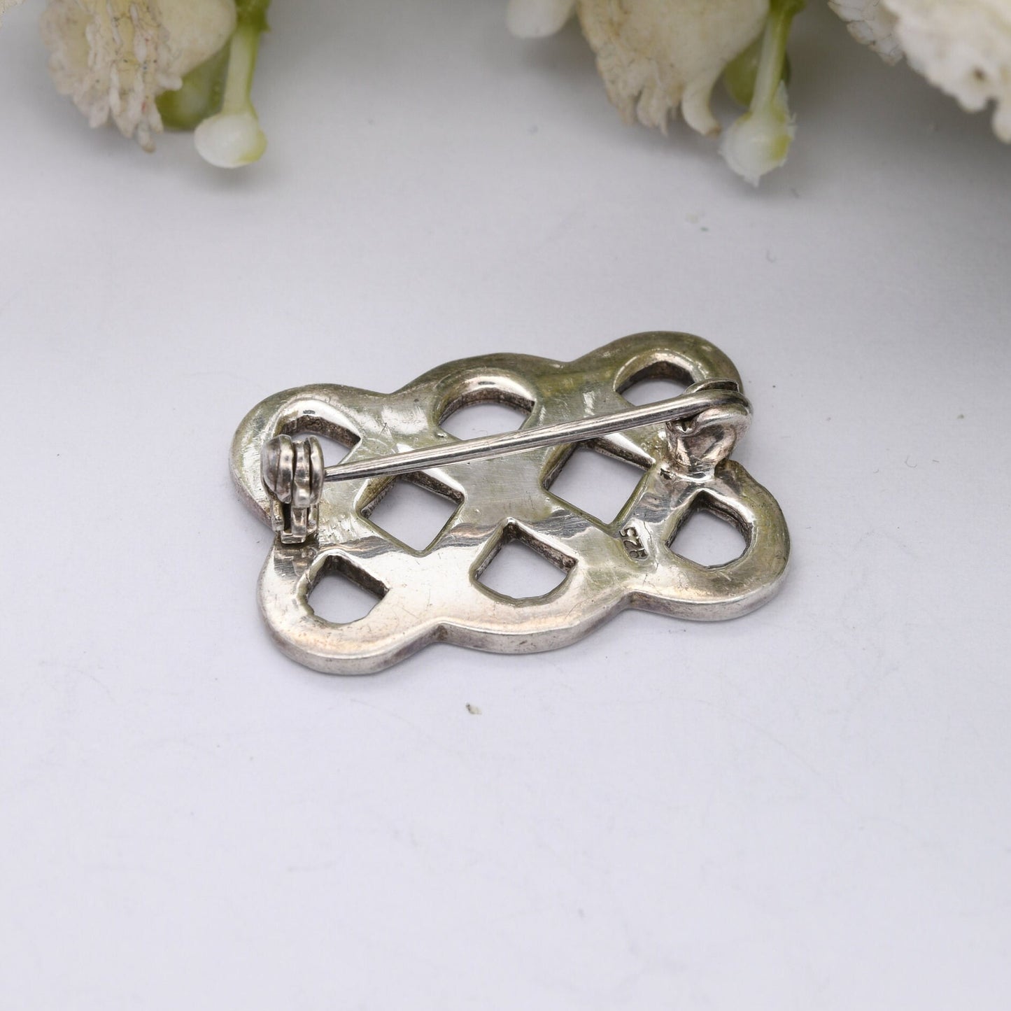 Vintage Scottish Sterling Silver Brooch - Small Celtic Knot Design