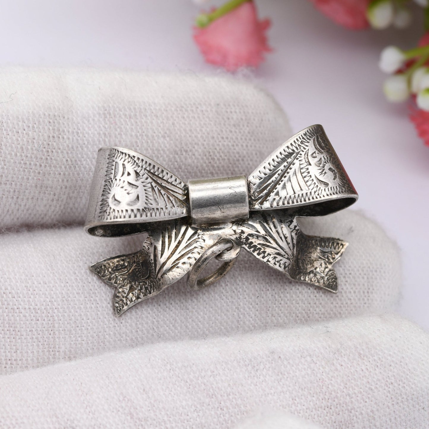 Vintage Ward Brothers Sterling Silver Bow Brooch with Pendant Drop 1965 - Victorian Style | Cute Bow Jewellery | Scottish Silver Jewellery