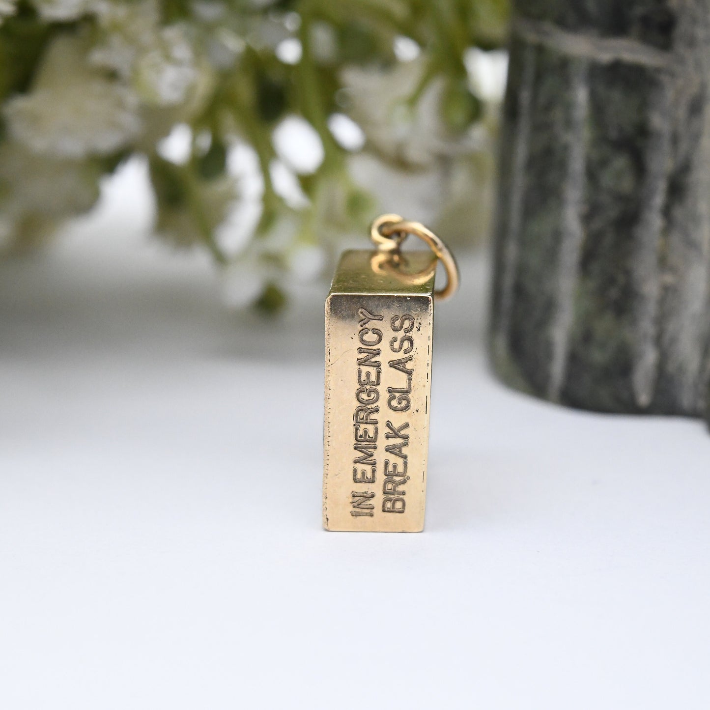 Vintage 9ct Gold Emergency Money Charm Pendant 1978 - Old 1 Pound Banknote British GBP | Break Glass | Charm Bracelet Charm Necklace