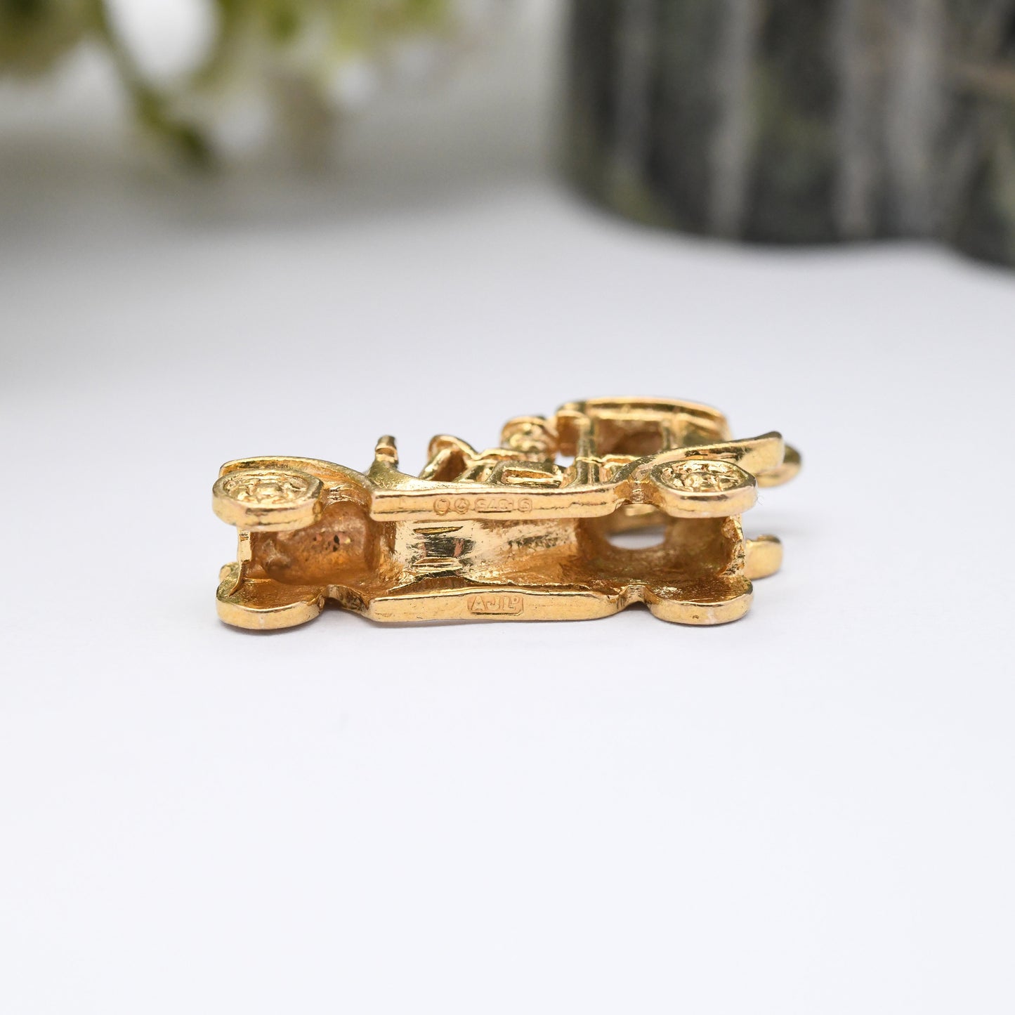 Vintage 9ct Gold Classic Car Charm Pendant 1971 - Retro Car Enthusiast | Nicely Detailed | Car with Driver