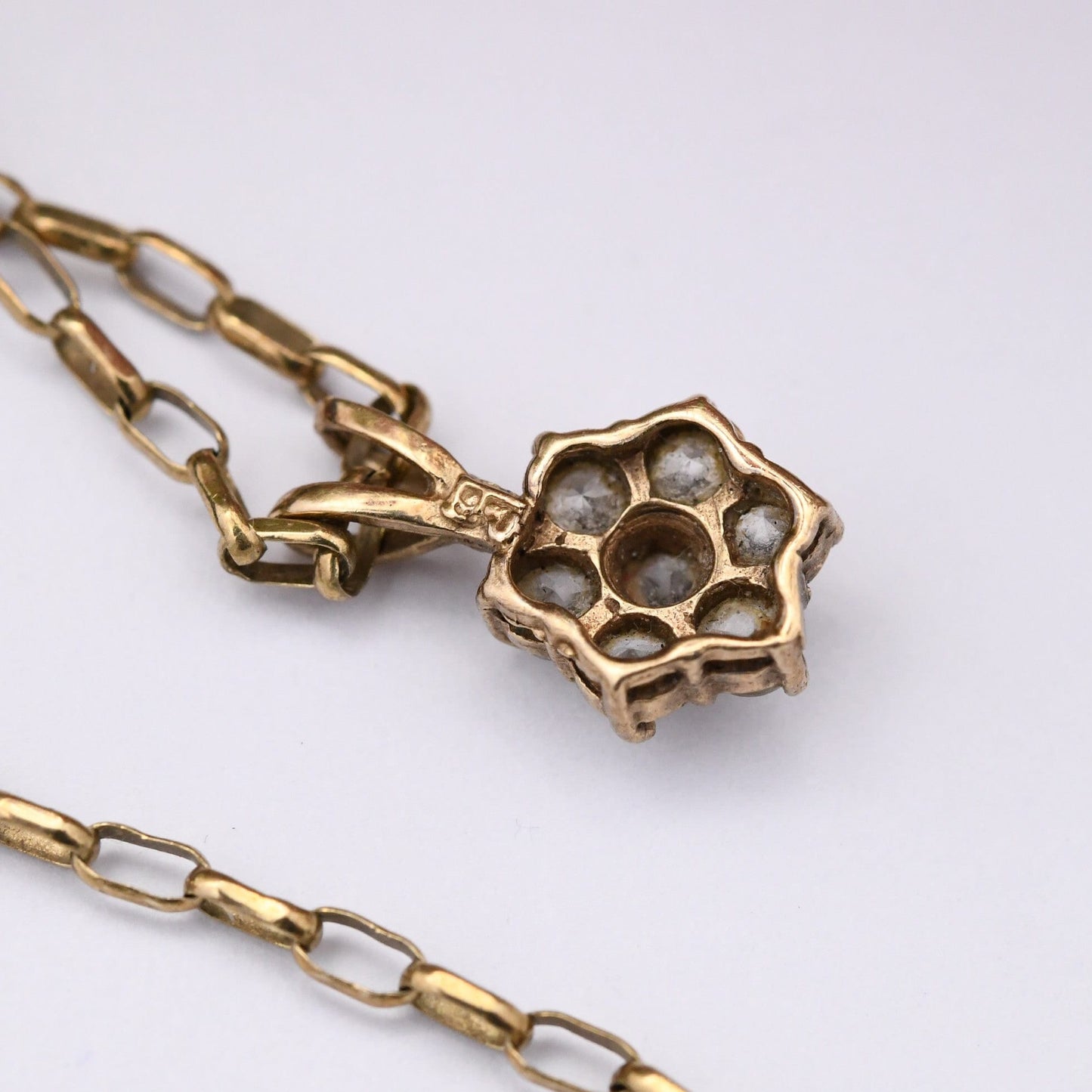 Vintage 9ct Gold Flower Pendant Necklace on Cable Link Chain 1991 with Clear Stones