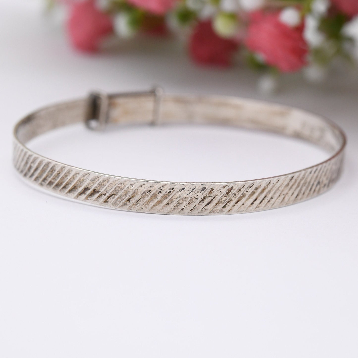 Vintage Sterling Silver Baby Bangle Bracelet - Expanding Child Bangle | Diamond Cut Stripes Design