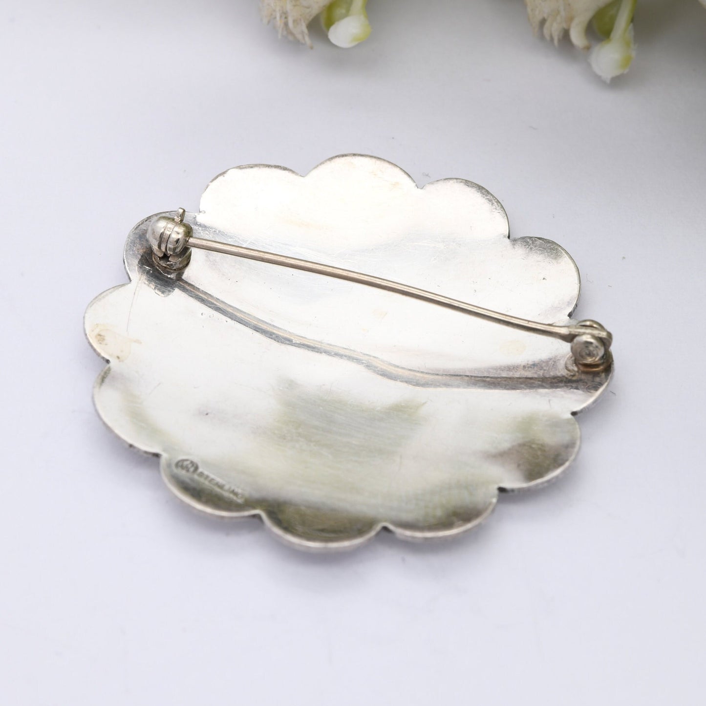 Vintage Sterling Silver Engraved Floral Scrolling Brooch - Floral Victorian Style Jewellery