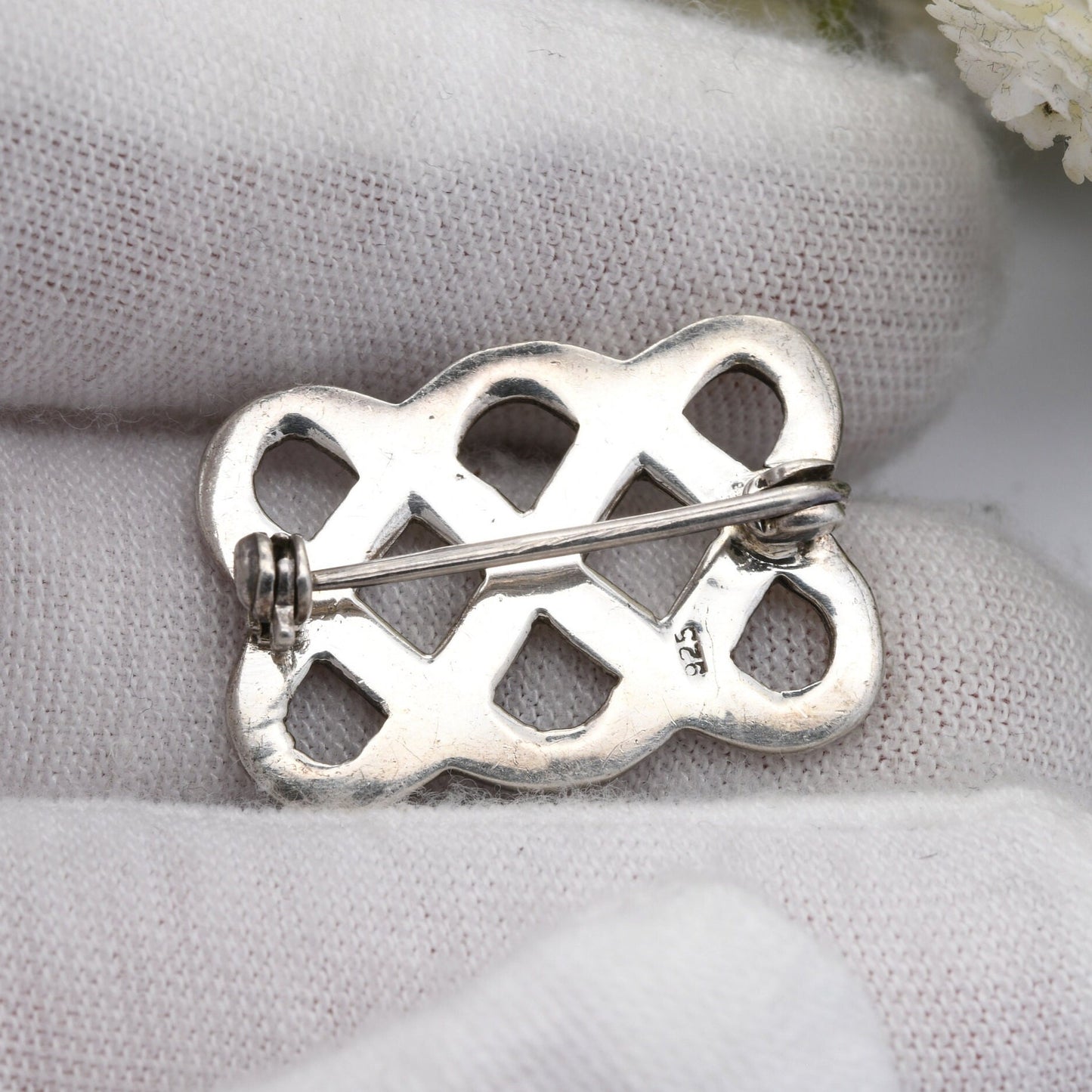 Vintage Scottish Sterling Silver Brooch - Small Celtic Knot Design