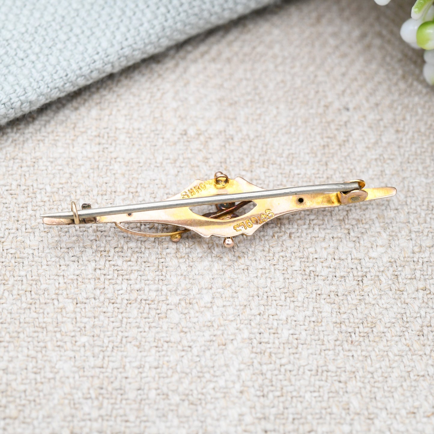 Antique 9ct Gold Pearl Leaf Bar Brooch Three Leaf Clover - Pretty Plant Design | Rose Gold Antique Jewellery | Granulated Detail