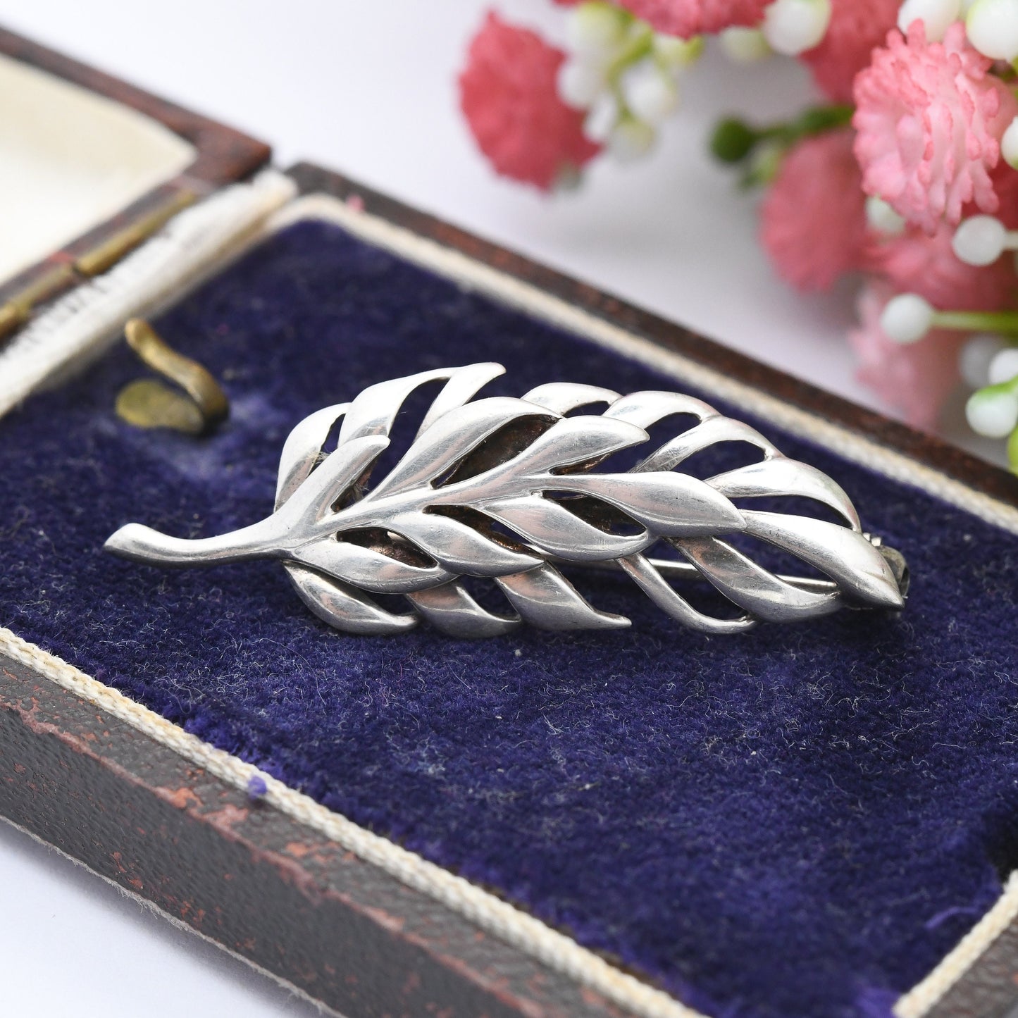 Vintage Sterling Silver Figural Leaf Brooch - Minimalist Solid Silver Gift | Overlapping Two Leaf Design | Everyday Brooch