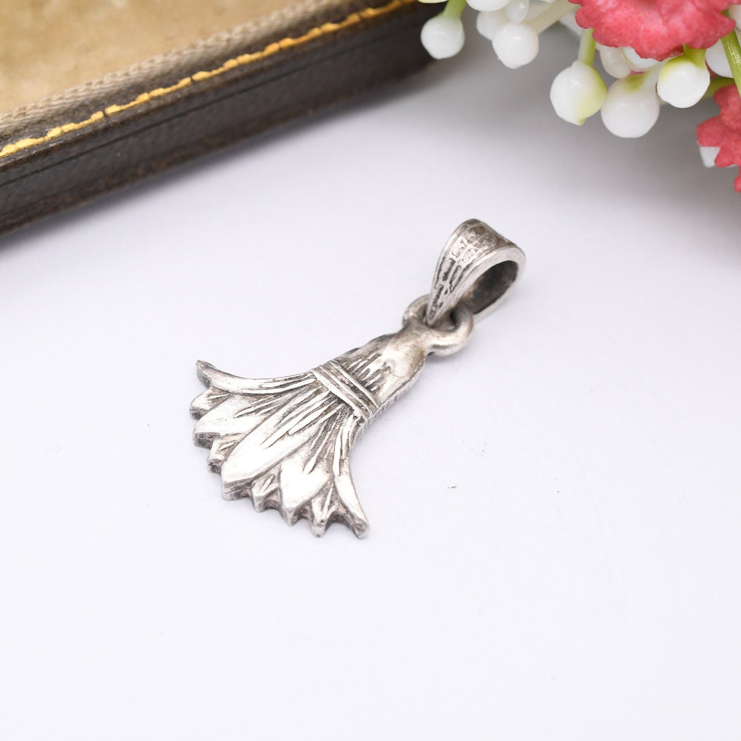 Vintage Egyptian Silver Lotus Flower Pendant - Ancient Egypt Symbol of Rebirth | Detailed Floral Charm | Souvenir Gift