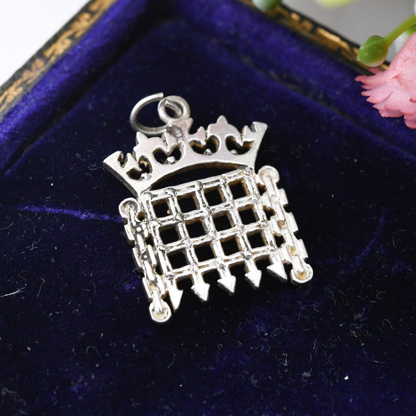Vintage Sterling Silver Crowned Portcullis Charm Pendant House of Commons Logo - Iconic Gate Symbol | London Souvenir Charm Bracelet