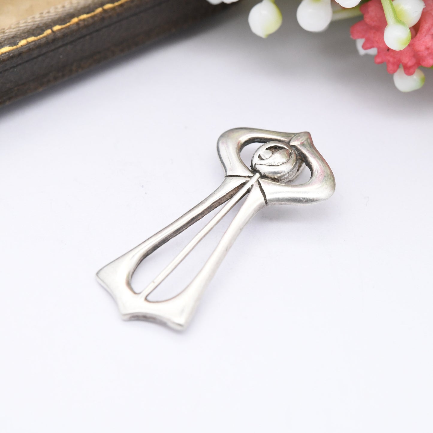 Vintage Sterling Silver Celtic Flower Openwork Pendant - Glasgow Rose Charles Rennie Mackintosh Style