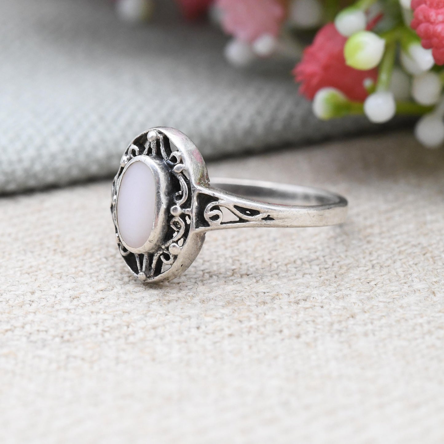 Vintage Sterling Silver Mother of Pearl Ring with Ornate Openwork Bezel Pretty Solitaire Stone Gift for Her - UK Size - R | US Size - 8 3/4