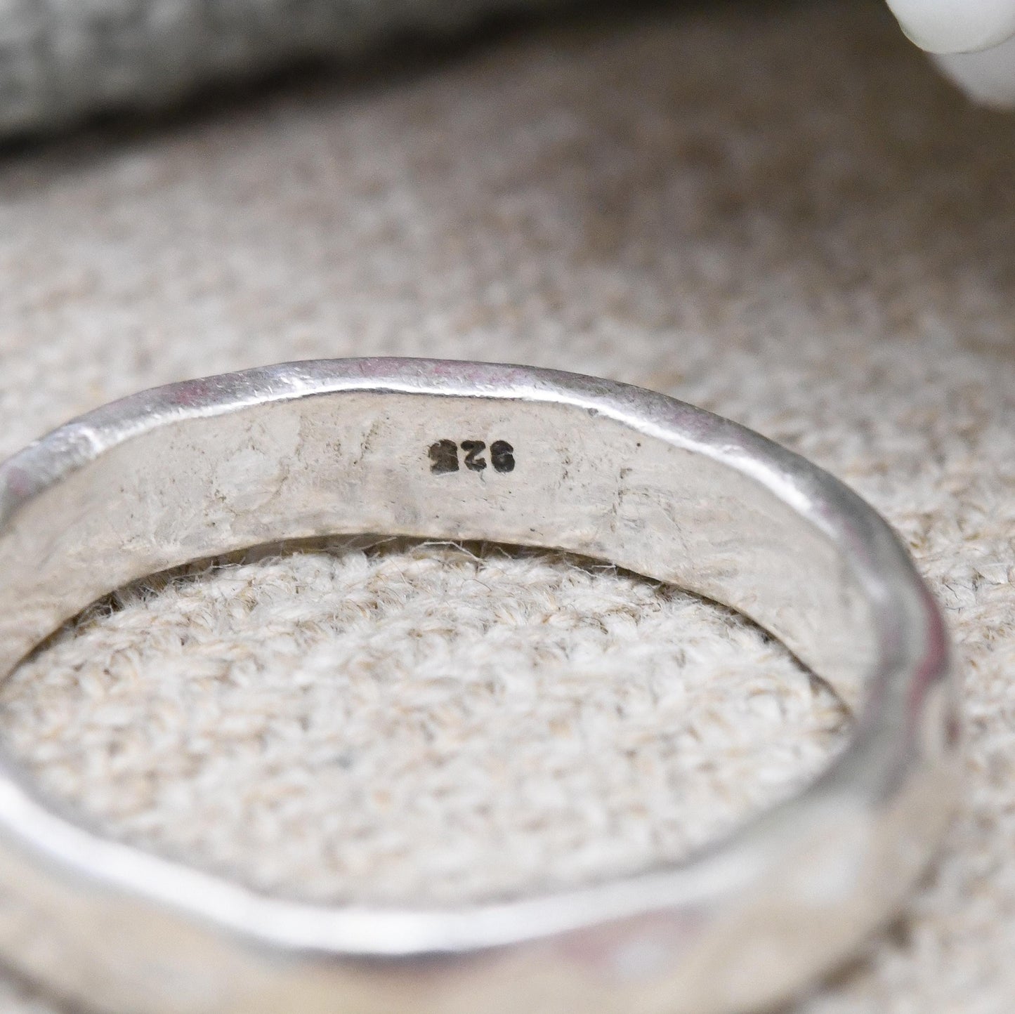 Vintage Sterling Silver Hammered Band Ring - Minimalist Textured Band | Stacking Ring | Small Unisex Ring | UK Size - H | US Size - 3 3/4