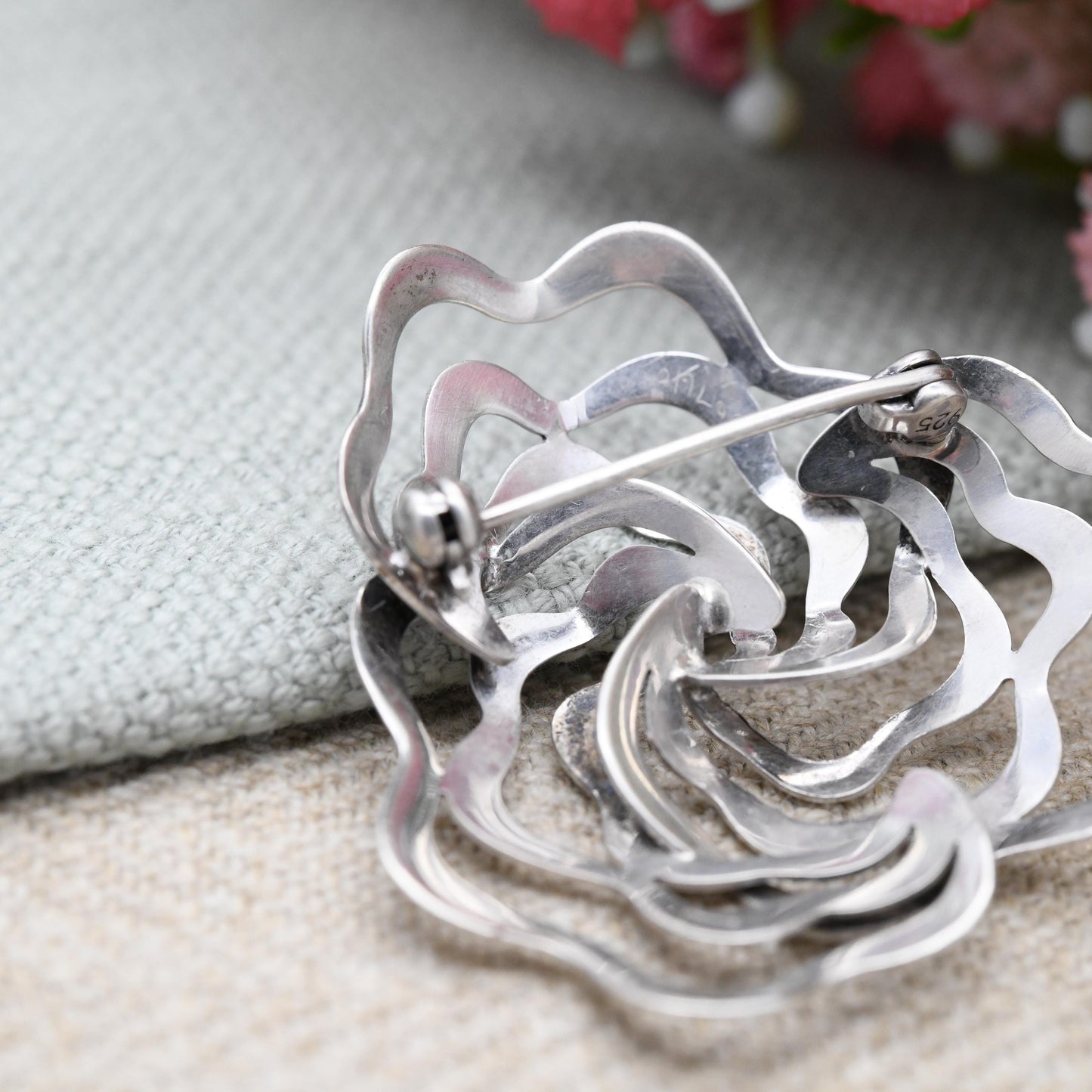 Vintage Mid-Century Modernist Sterling Silver Brooch - Openwork Figural Design | Textured Silver Jewellery | Abstract Flower Shape