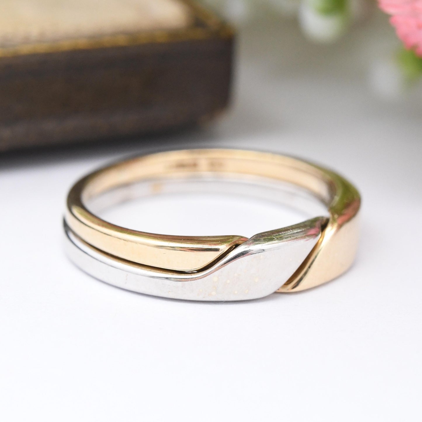 Vintage 9ct Gold Two Band Puzzle Ring - Two Tone White Gold Yellow Gold | Unusual Unisex Wedding Band | UK Size - M 1/2 | US Size - 6 1/2