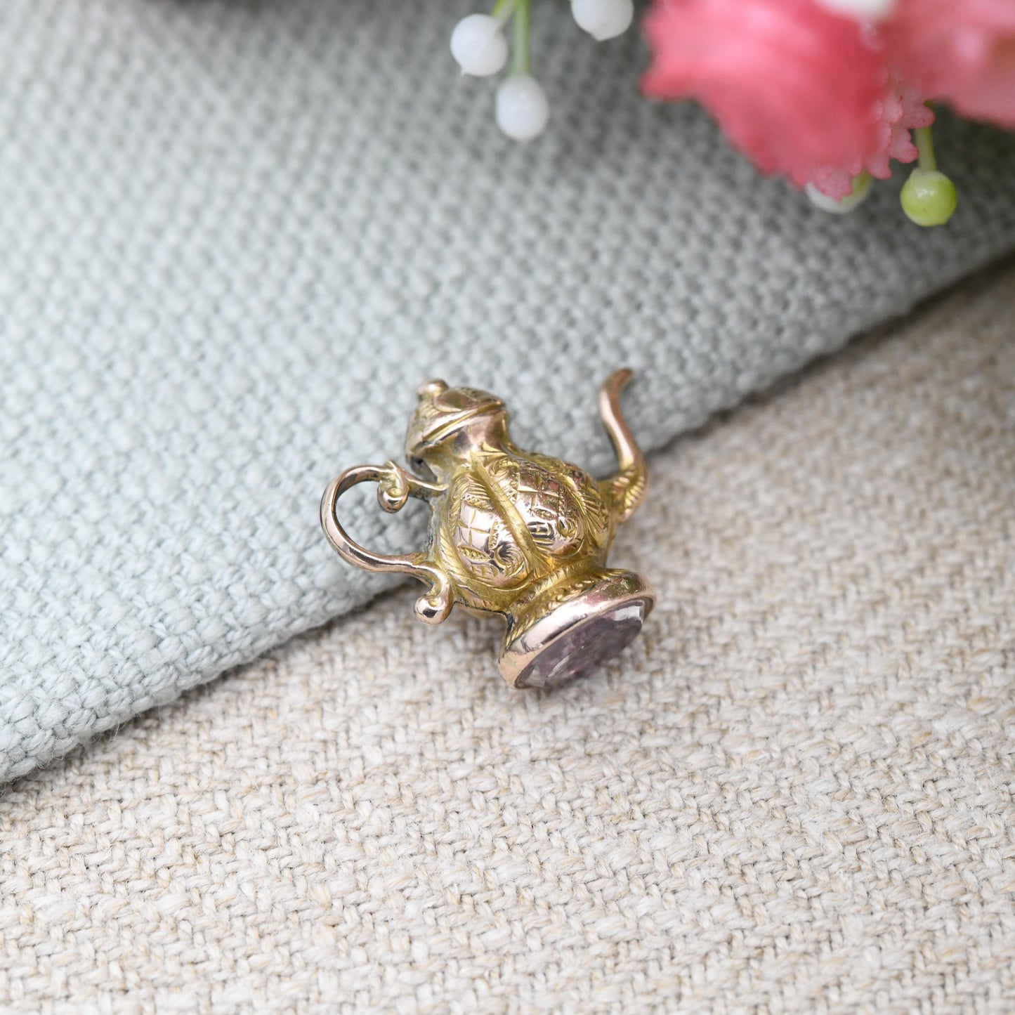 Vintage 9ct Gold Amethyst Teapot Charm Pendant - Detailed Ornate Kettle | Gift for Charm Bracelet Necklace Stack | Fob with Gemstone Base