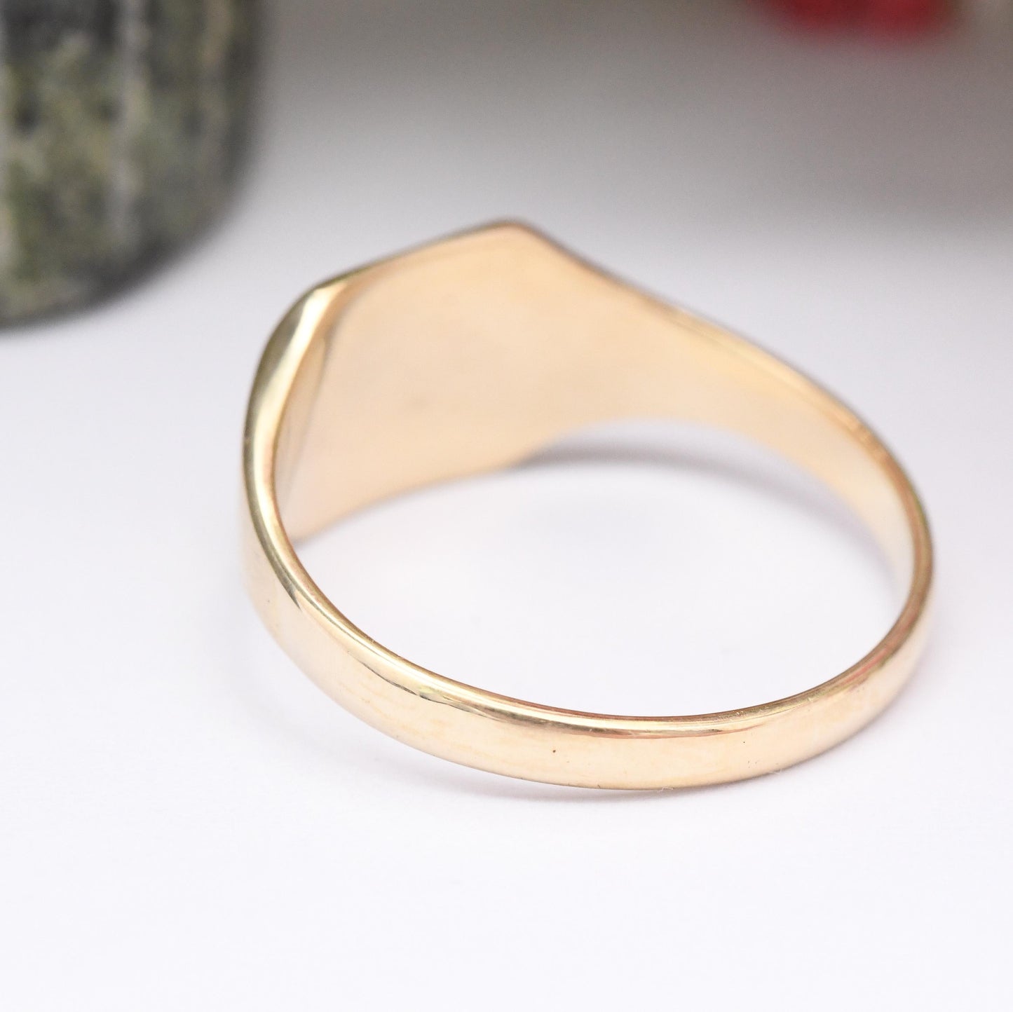 Vintage 9ct Gold Signet Ring S&Co - True Vintage Solid Gold Ring Unisex Everyday Gold Jewellery Gift for Him | UK Size - R | US Size - 8 1/2