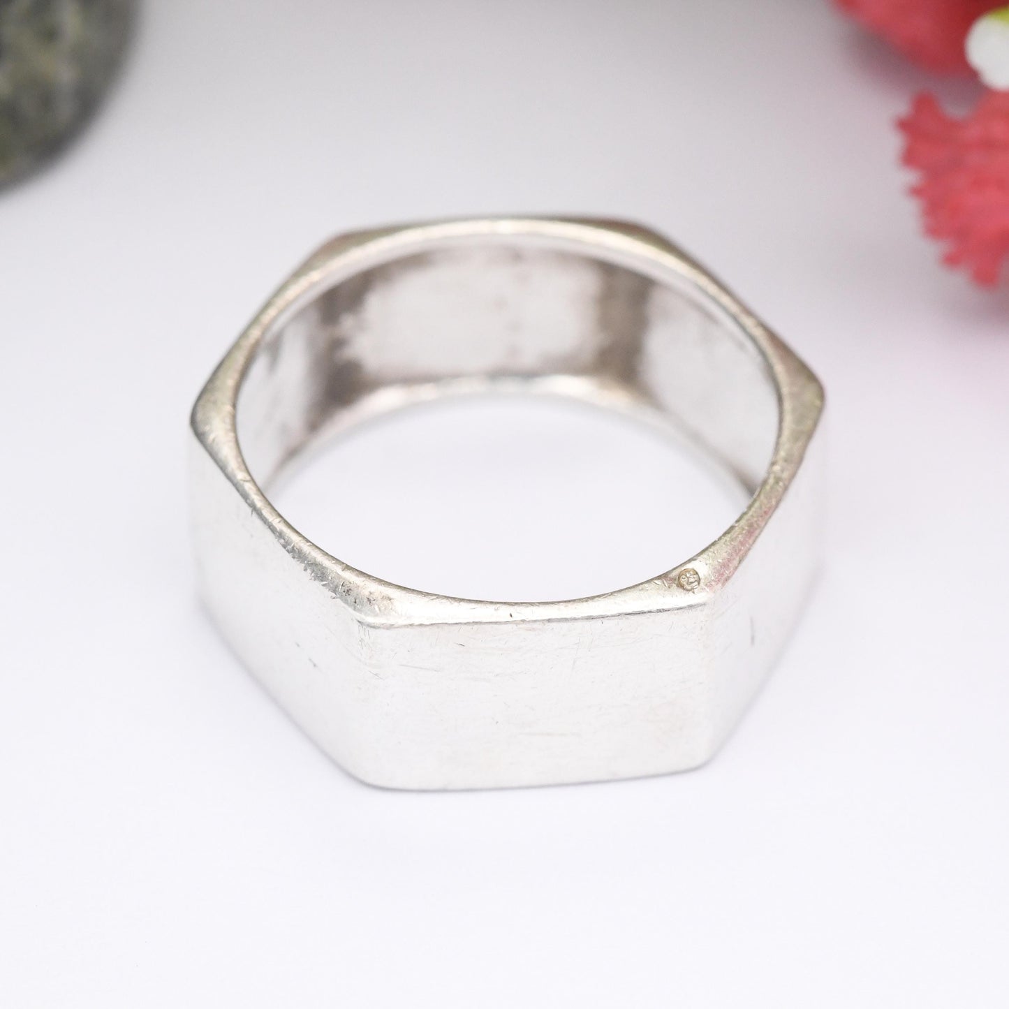 Vintage Sterling Silver Hexagonal Band Ring - Minimalist Nut Hardware Ring | Chunky Unisex Silver Jewellery | UK Size - T | US Size - 9 1/2