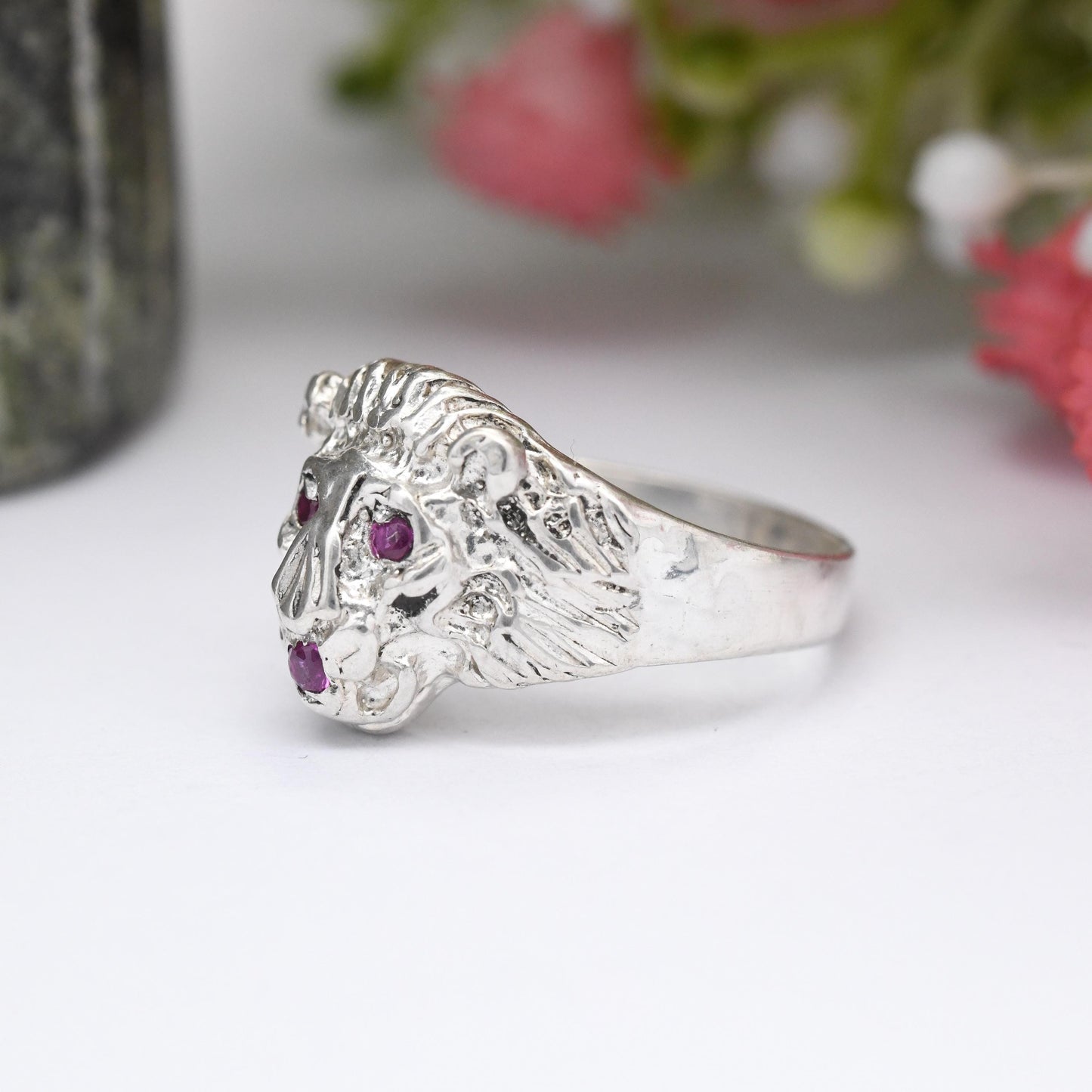 Vintage Sterling Silver Ruby Lion Face Ring - Sculptural Animal Jewellery Gift | Unusual Pinkie Ring | UK Size - J | US Size - 4 3/4