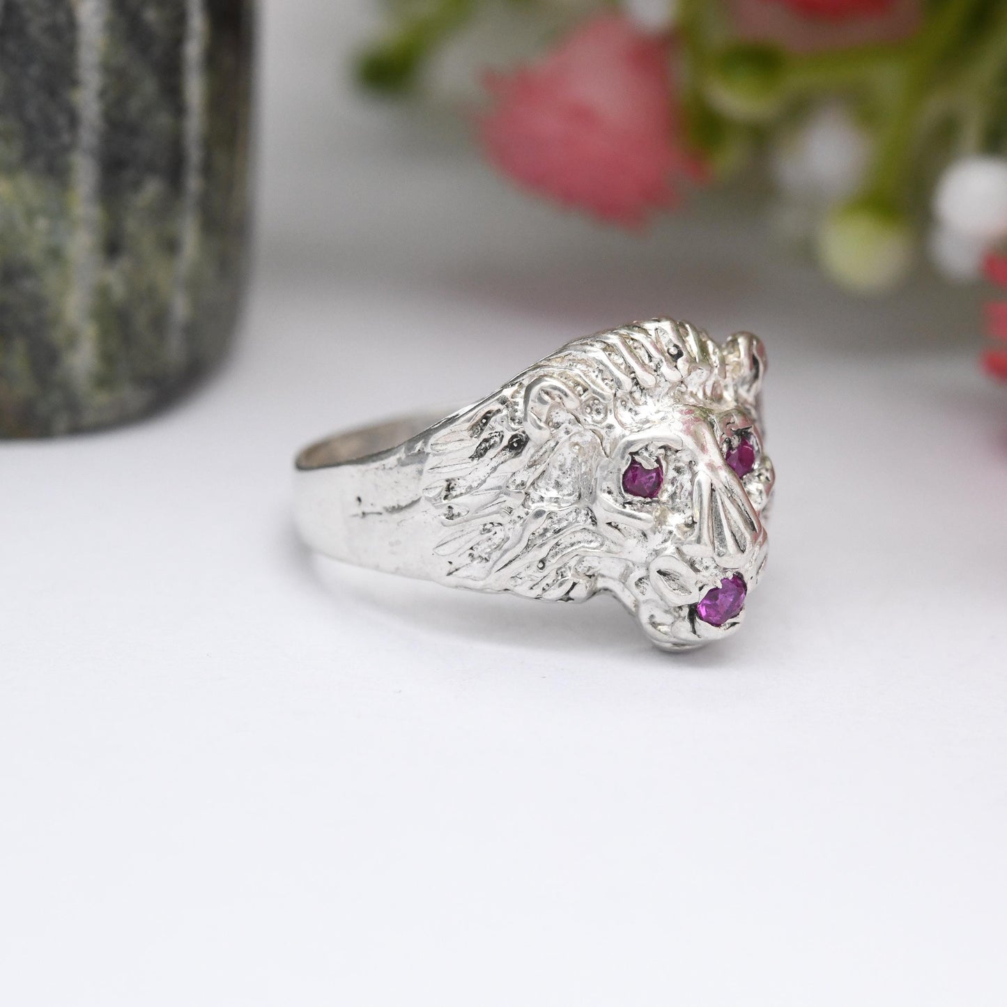 Vintage Sterling Silver Ruby Lion Face Ring - Sculptural Animal Jewellery Gift | Unusual Pinkie Ring | UK Size - J | US Size - 4 3/4