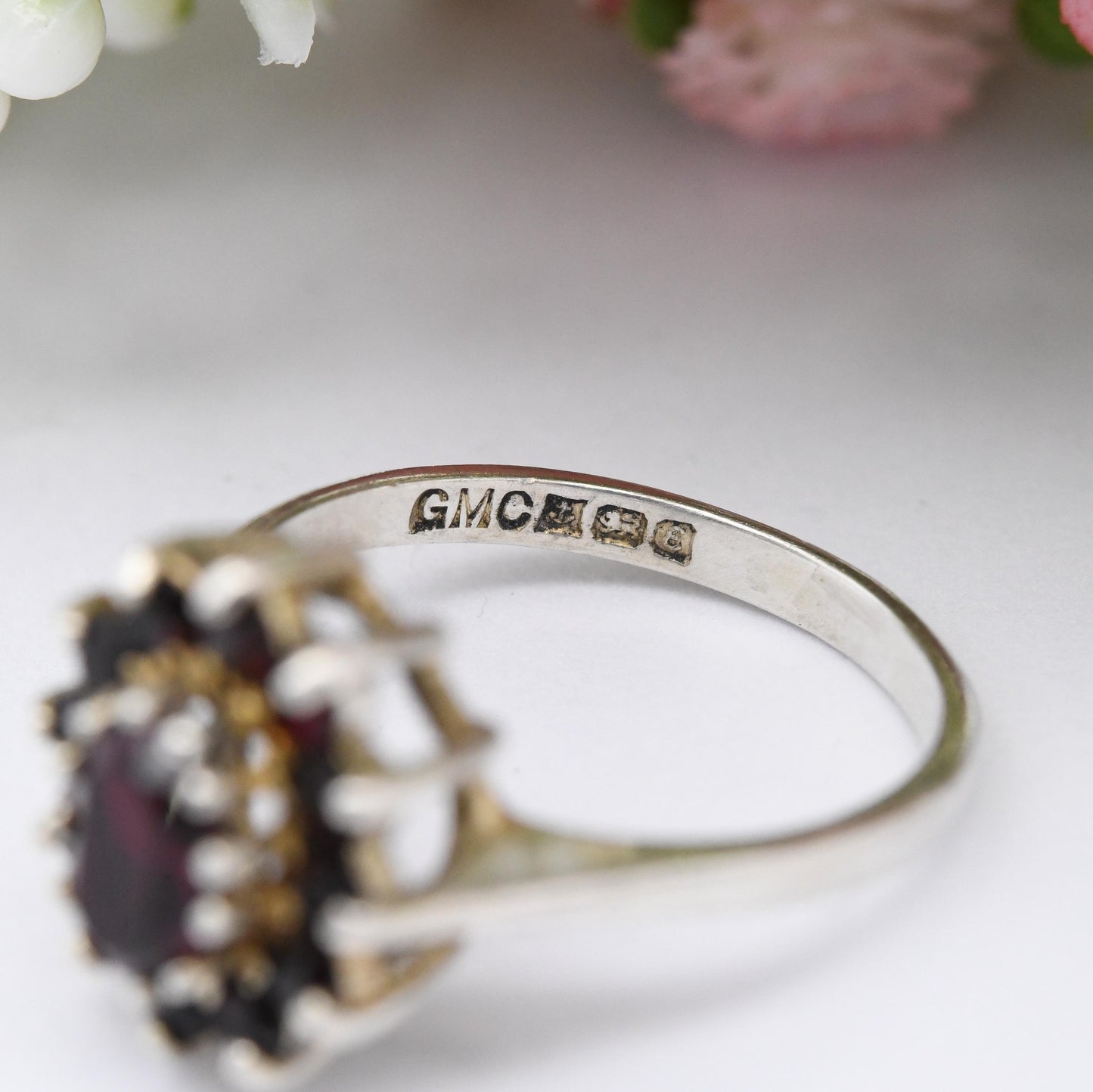 Vintage Sterling Silver Garnet Cluster Ring 1979 GMC - Floral Flower Shape | Cocktail Ring | UK Size - O 1/2 | US Size - 7 1/4