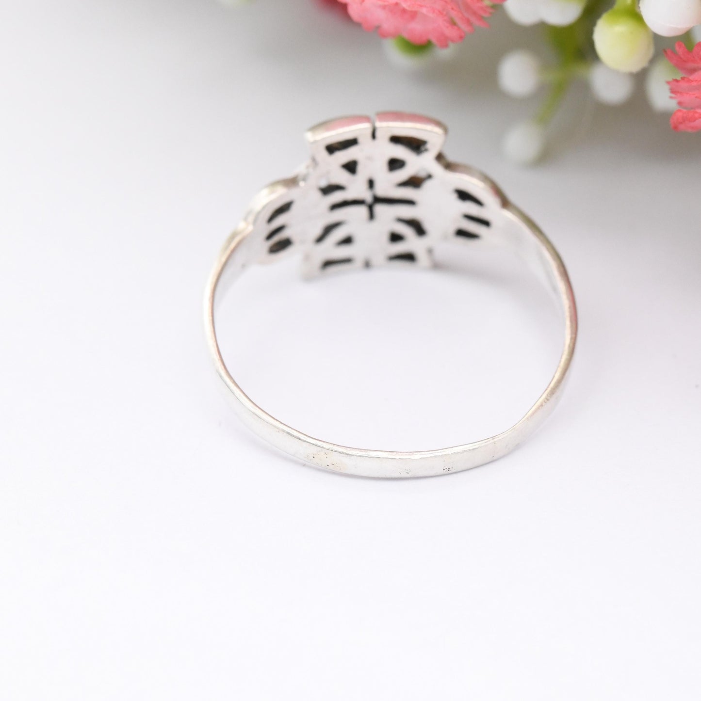 Vintage Sterling Silver Celtic Knot Ring - Large Knot Minimalist Ring Unisex Design Middle Finger Ring | UK Size - Y 1/2 | US Size - 12 1/4
