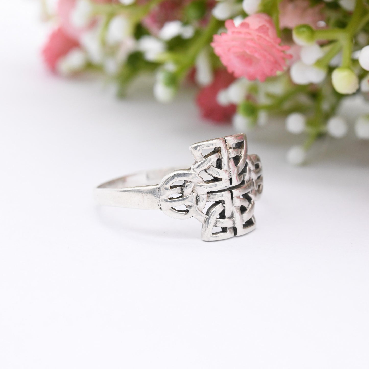 Vintage Sterling Silver Celtic Knot Ring - Large Knot Minimalist Ring Unisex Design Middle Finger Ring | UK Size - Y 1/2 | US Size - 12 1/4