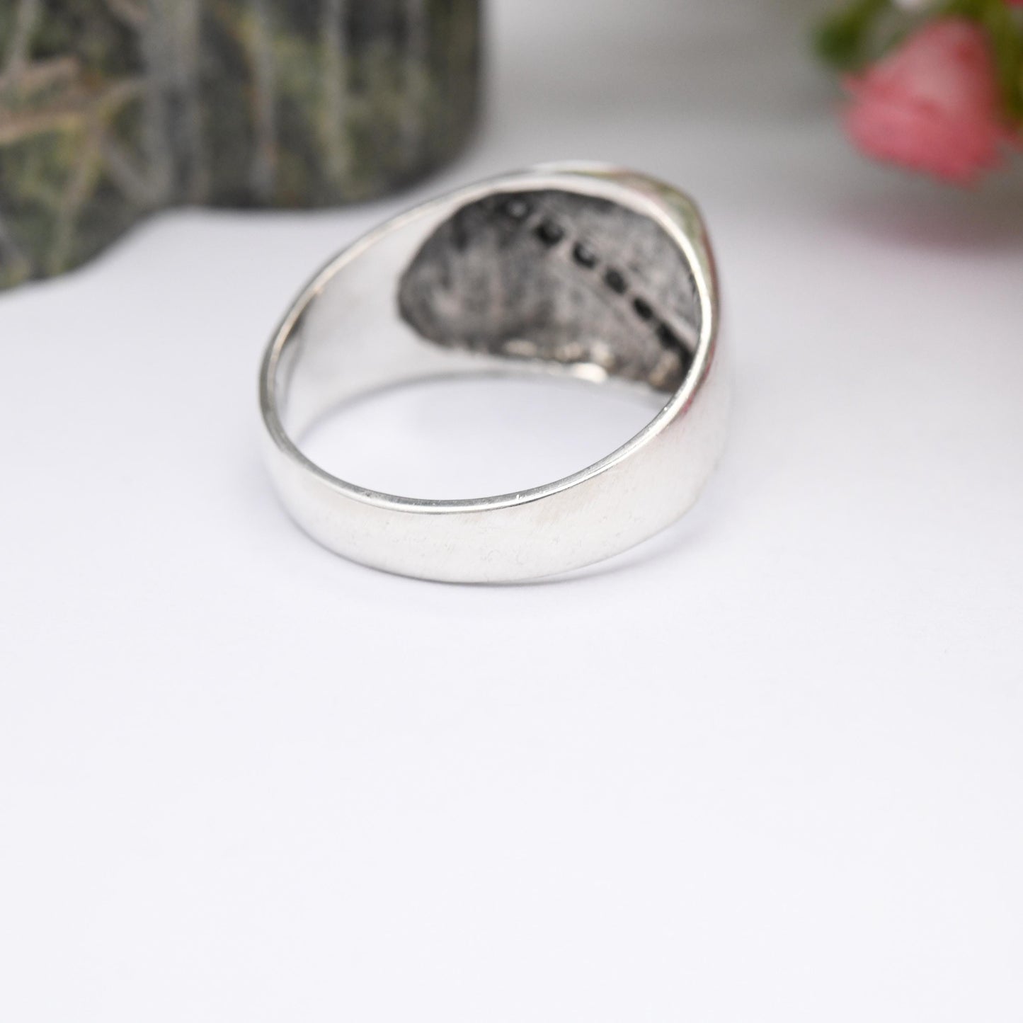 Vintage Sterling Silver Signet Ring with Clear Stones - Mid-Century Brutalist Textured Chunky Unisex | UK Size - V 1/2 | US Size - 10 3/4
