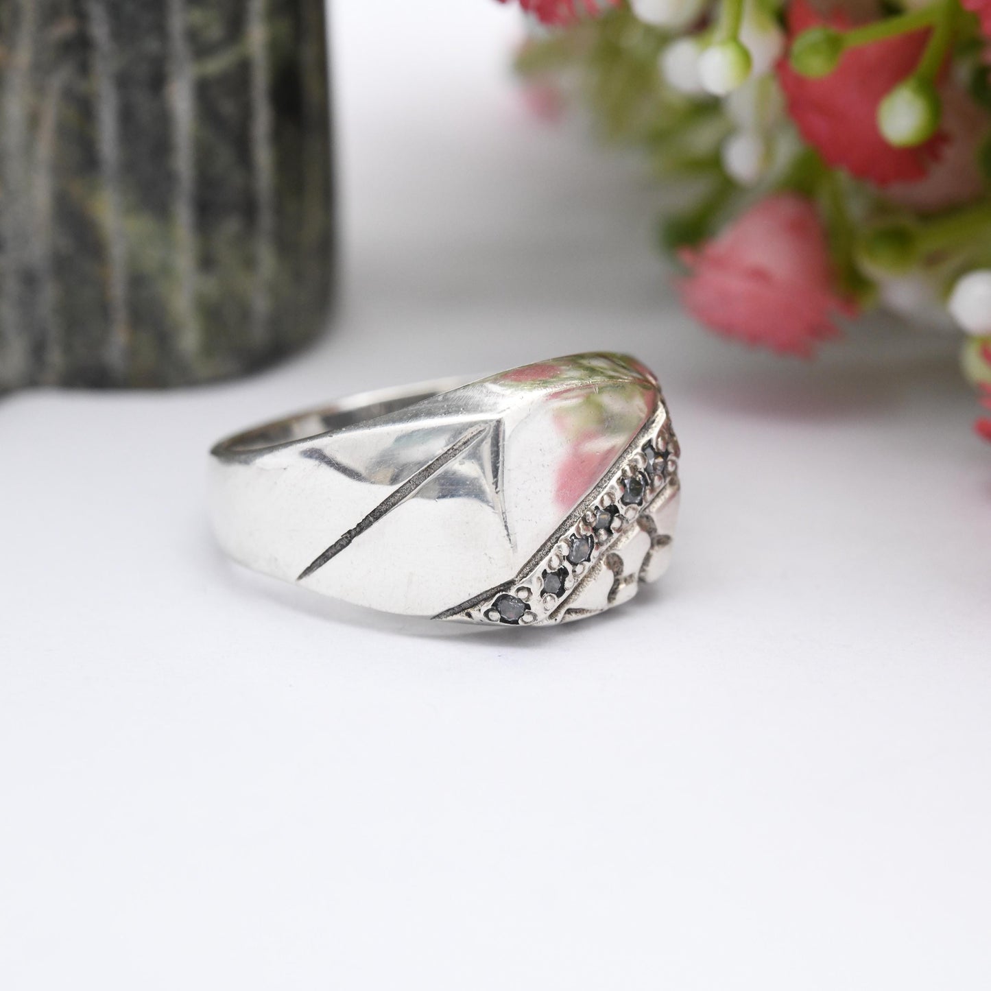 Vintage Sterling Silver Signet Ring with Clear Stones - Mid-Century Brutalist Textured Chunky Unisex | UK Size - V 1/2 | US Size - 10 3/4