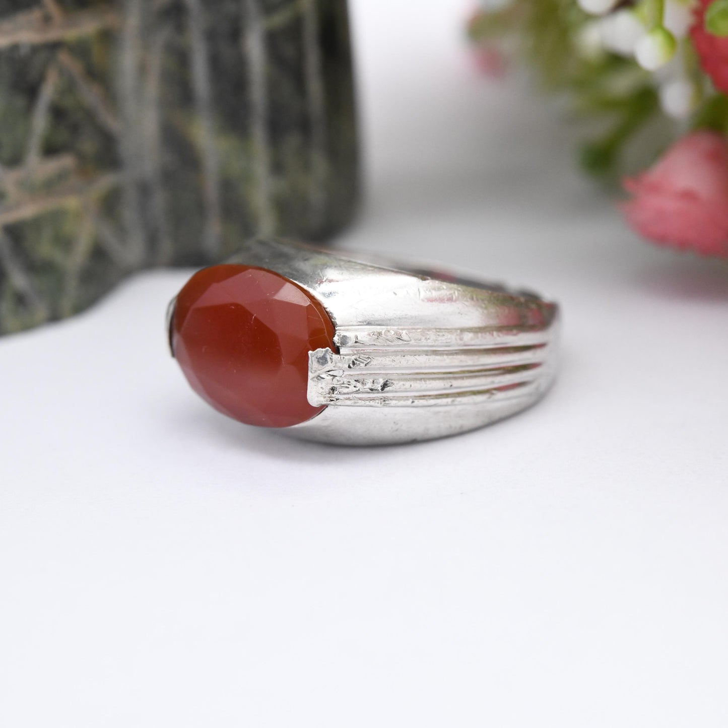 Vintage Sterling Silver Faceted Carnelian Ring - Chunky Mid-Century Modernist Red Stone Statement Ring | UK Size - Q 1/2 | US Size - 8 1/2