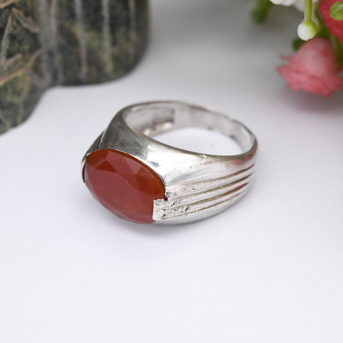 Vintage Sterling Silver Faceted Carnelian Ring - Chunky Mid-Century Modernist Red Stone Statement Ring | UK Size - Q 1/2 | US Size - 8 1/2