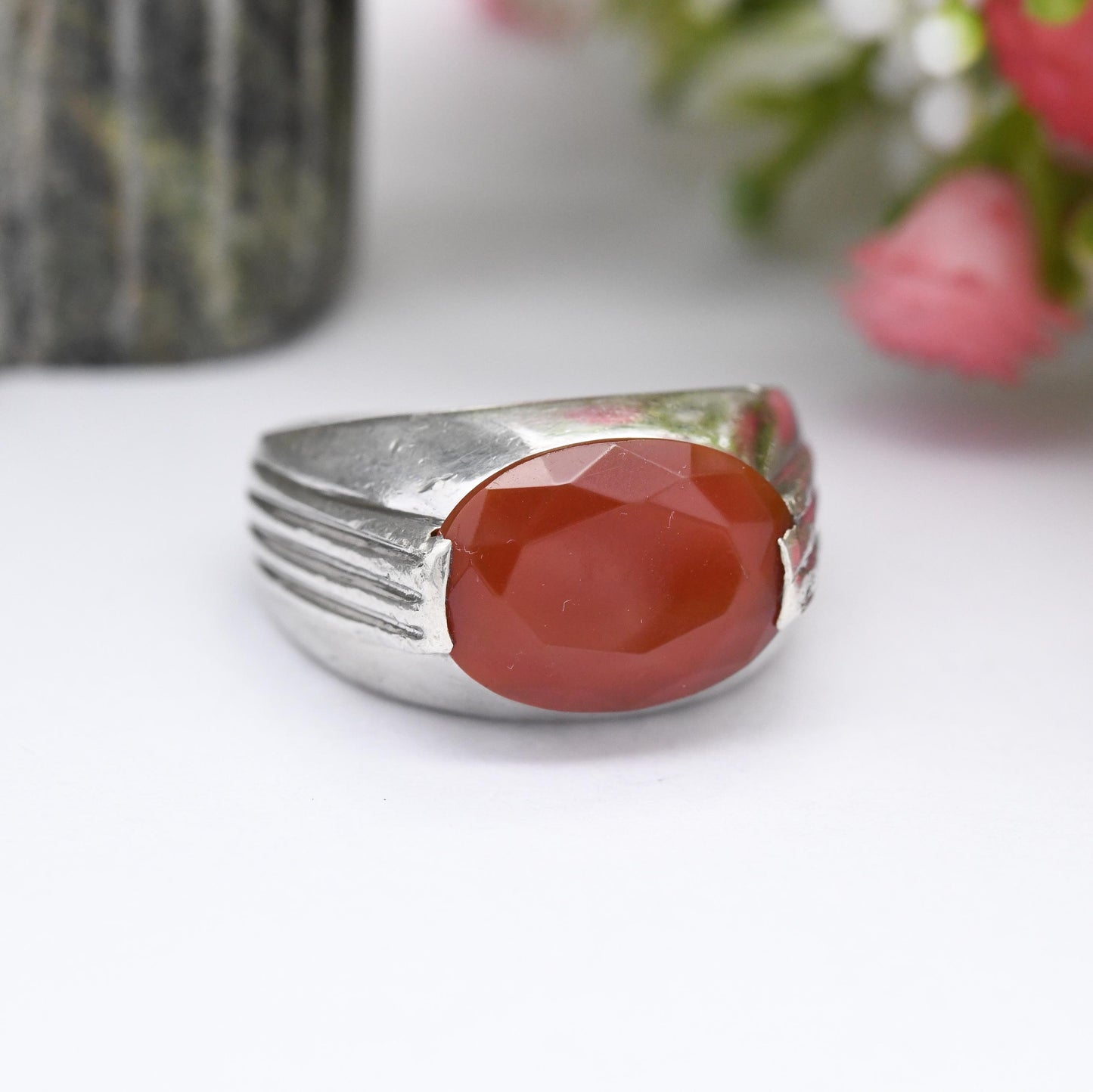 Vintage Sterling Silver Faceted Carnelian Ring - Chunky Mid-Century Modernist Red Stone Statement Ring | UK Size - Q 1/2 | US Size - 8 1/2