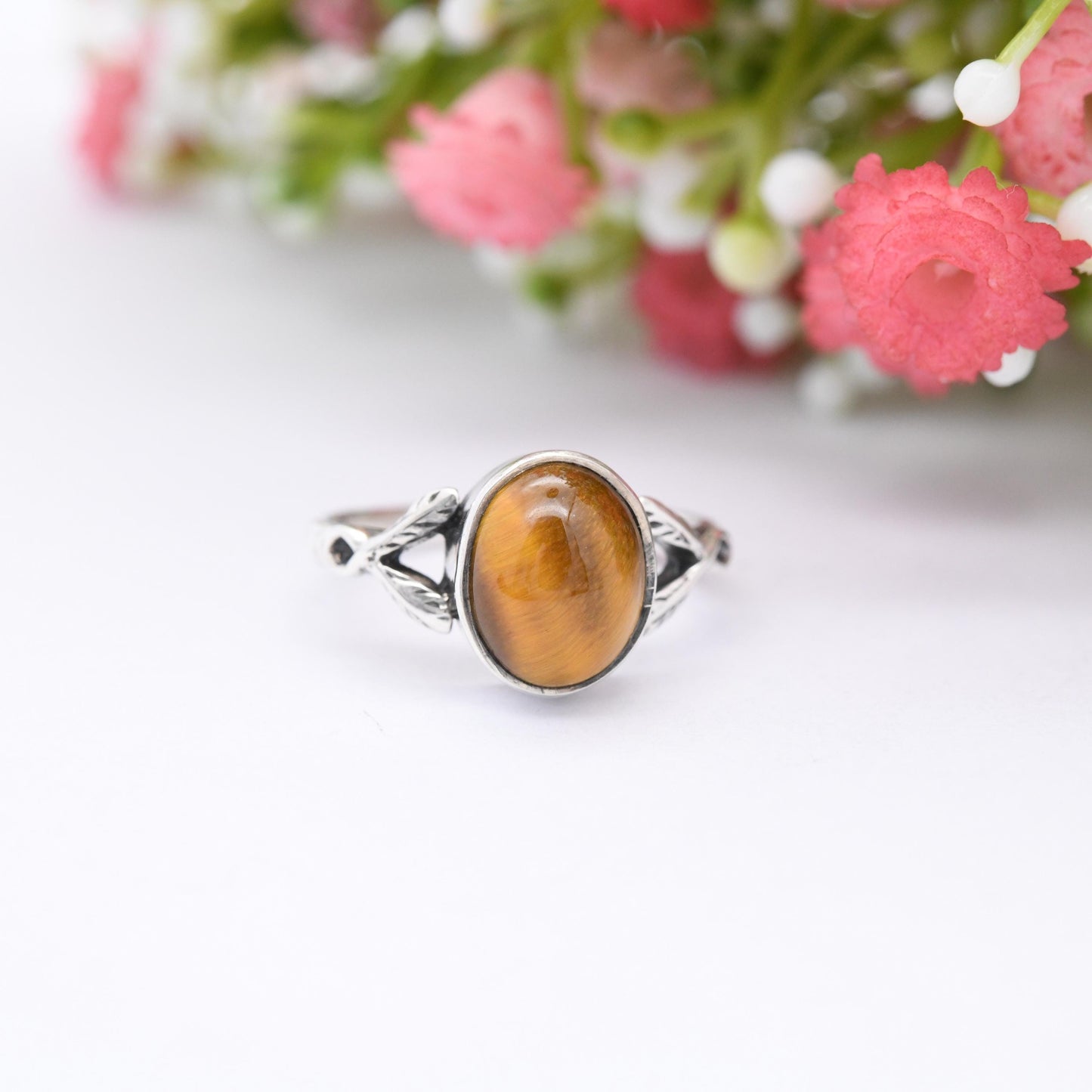 Vintage Sterling Silver Tiger's Eye Ring - Mid-Century Oval Cabochon Brown Gemstone Jewellery | UK Size - N 1/2 | US Size - 7