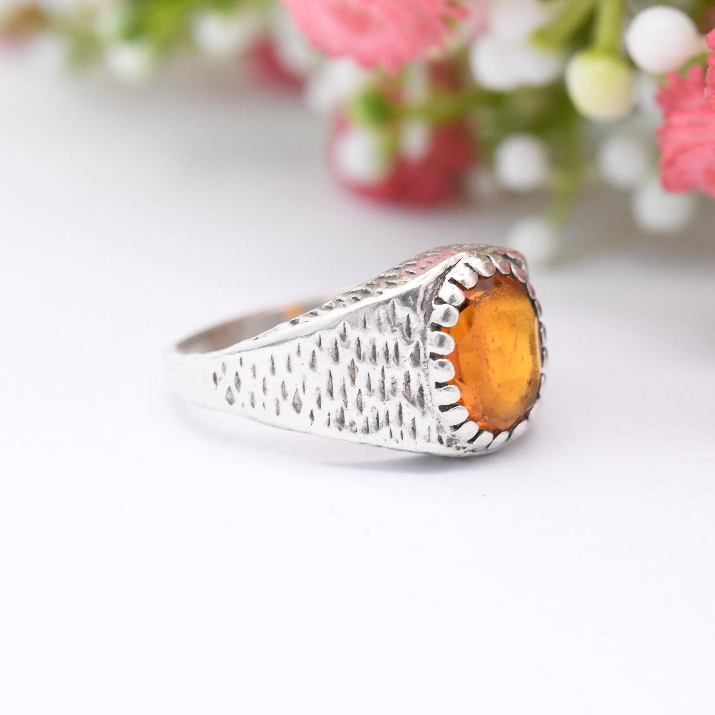 Vintage Sterling Silver Signet Ring with Orange Citrine Paste - Unusual Unisex Mid-Century Textured Silver Ring | UK Size - M | US Size - 6