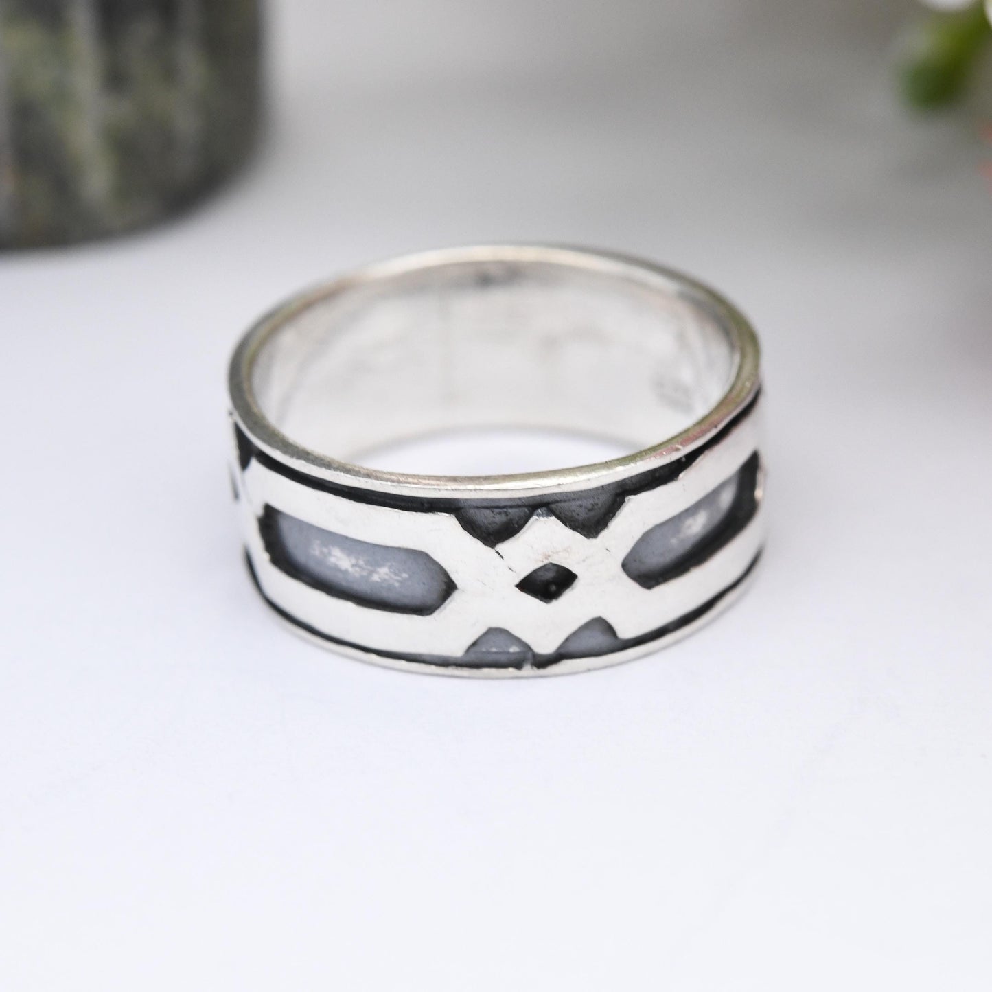 Vintage Sterling Silver Chunky Band Ring - Unisex Silver Geometric Pattern Ring Everyday Jewellery Wide Band | UK Size - N 1/2 | US Size - 7