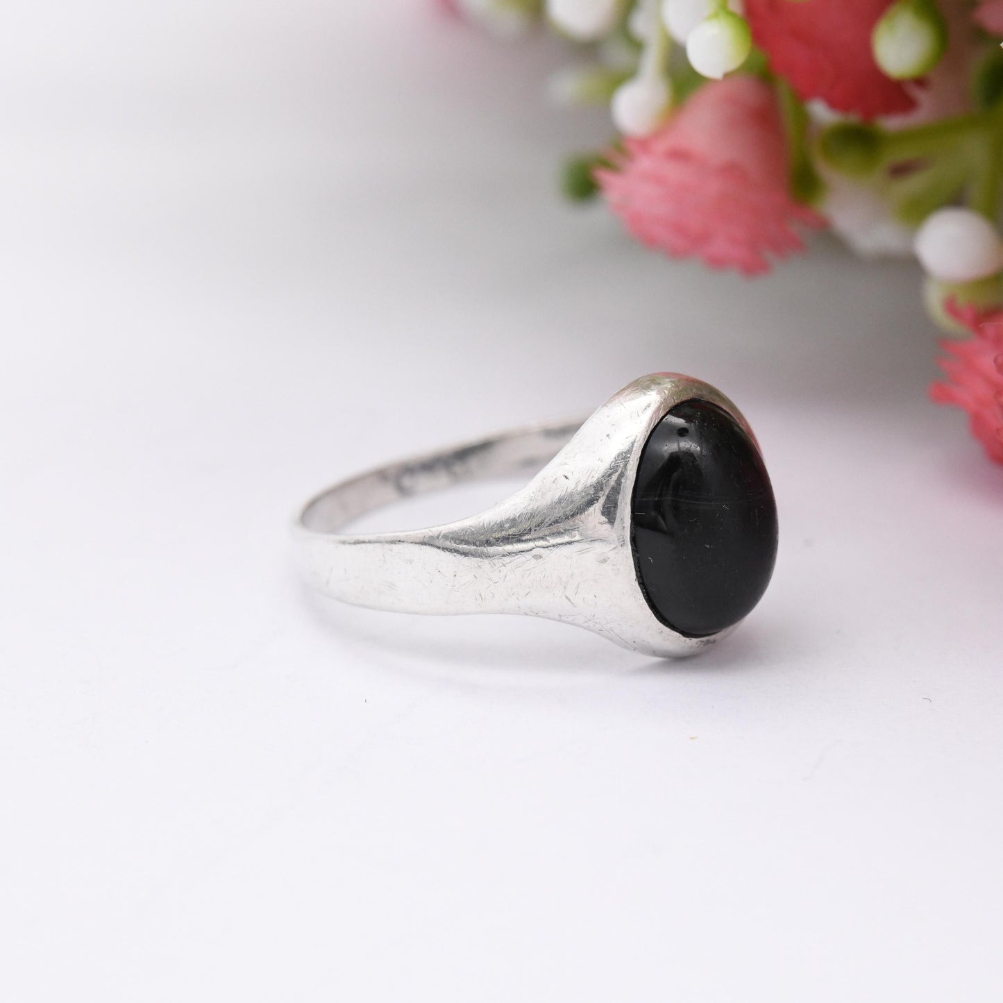 Vintage Sterling Silver Onyx Signet Ring - Black Gemstone Unisex Jewellery | Everyday Silver Ring | UK Size - R 1/2 | US Size - 9